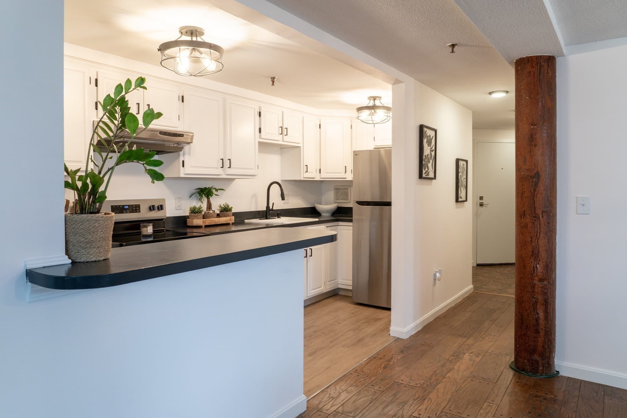 Condominium at 200 Market St # 401, Lowell MA 01852, photo 6 of 39