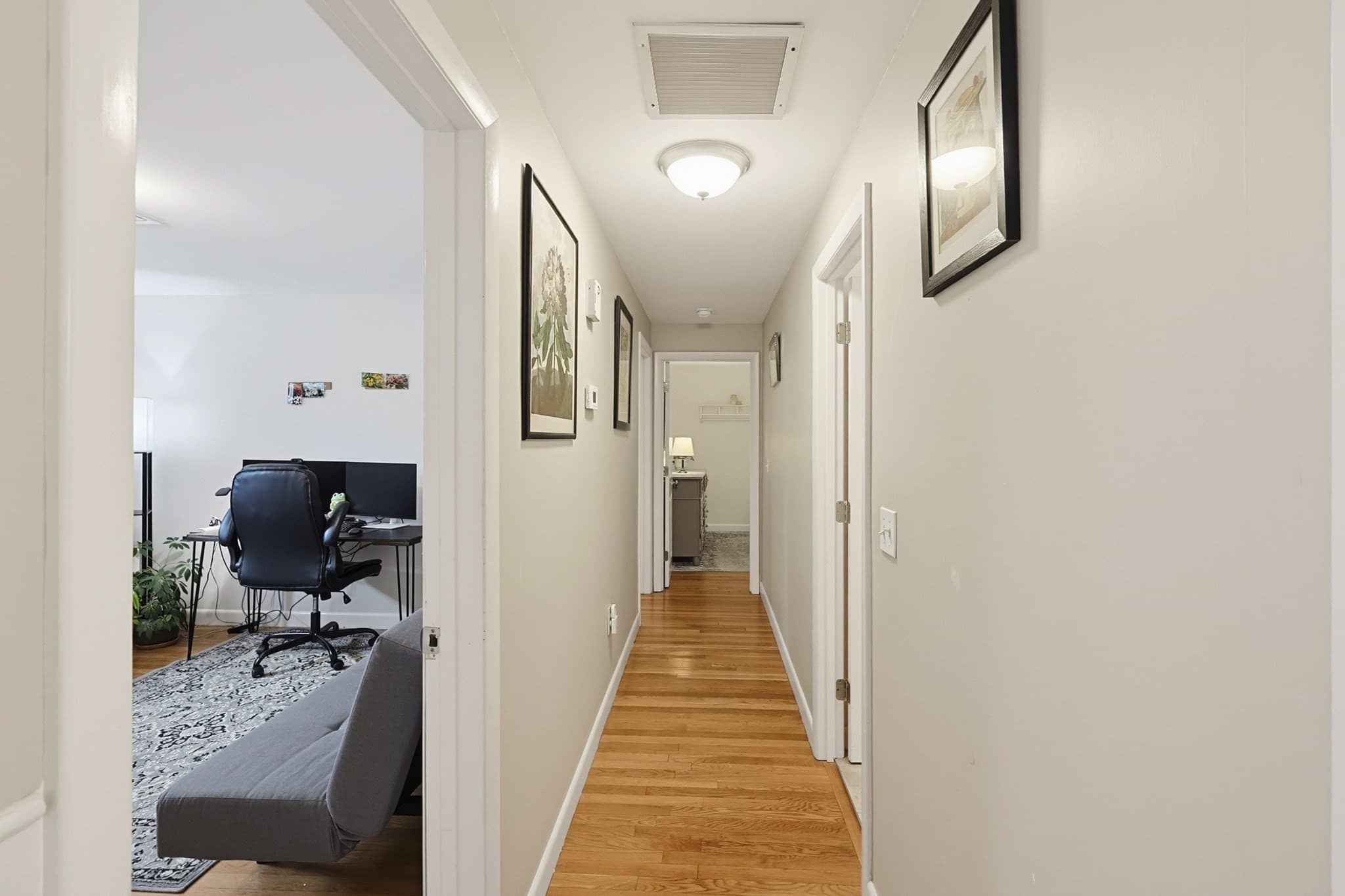 Single Family Residence at 4 Willow St, Franklin MA 02038, photo 17 of 37