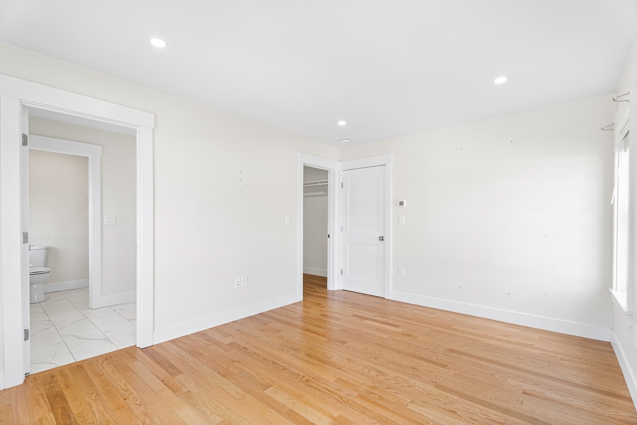 Single Family Residence at 30 Valmor St, Worcester MA 01604, Worcester, photo 29 of 35