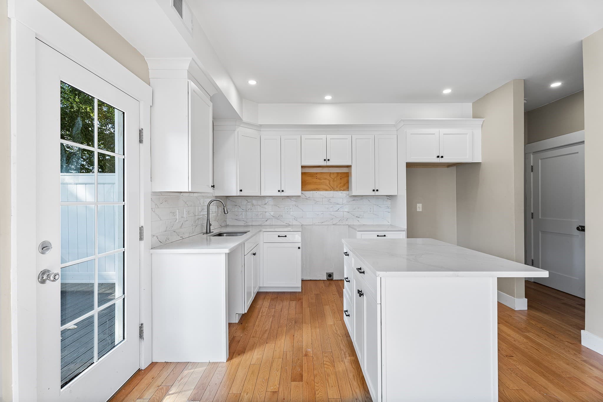 Single Family Residence at 32 Valmor St, Worcester MA 01604, Worcester, photo 10 of 32