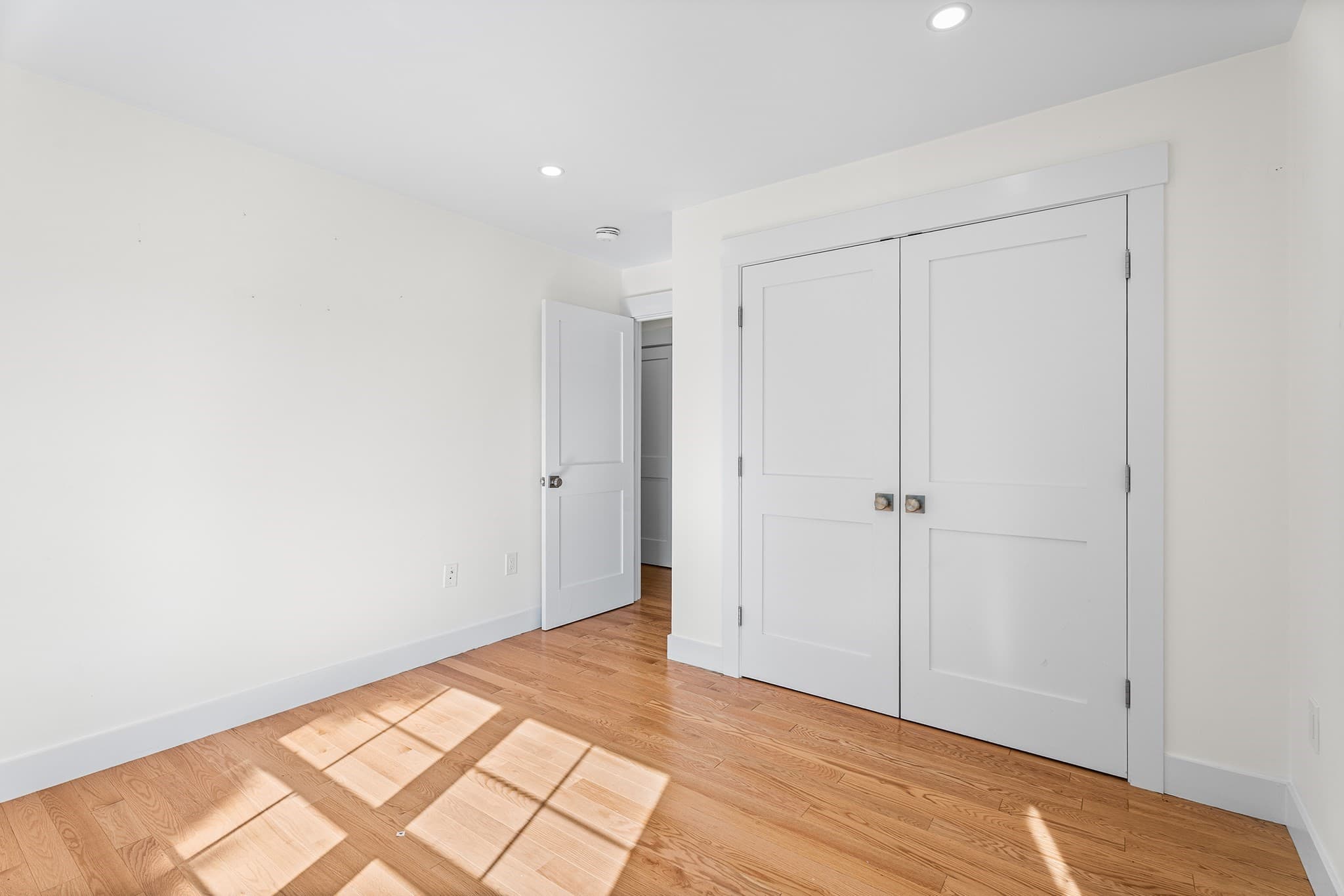 Single Family Residence at 32 Valmor St, Worcester MA 01604, Worcester, photo 19 of 32