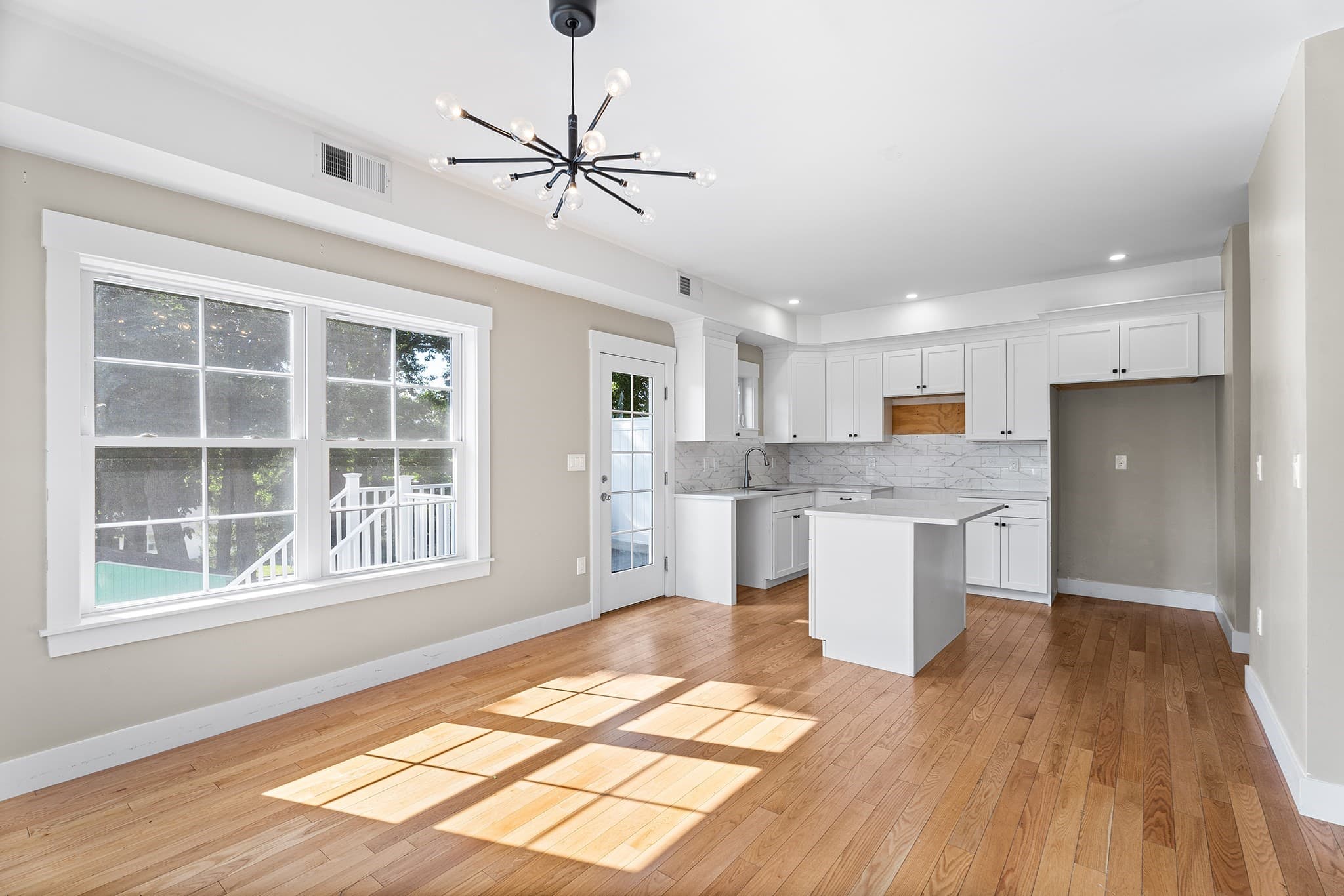 Single Family Residence at 32 Valmor St, Worcester MA 01604, Worcester, photo 8 of 32