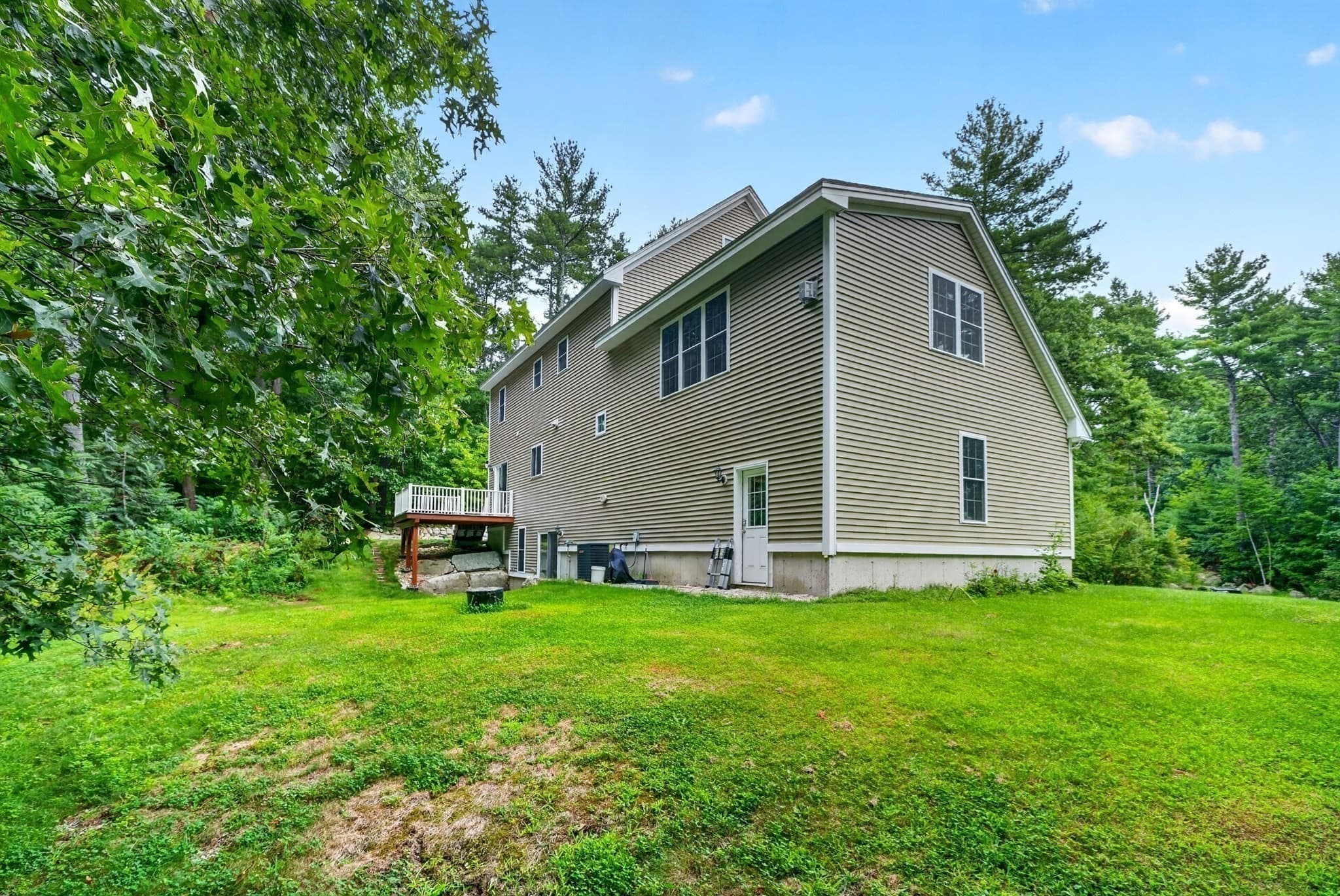 Single Family Residence at 12 Cowdry Hill Rd, Westford MA 01886, Westford, photo 33 of 39