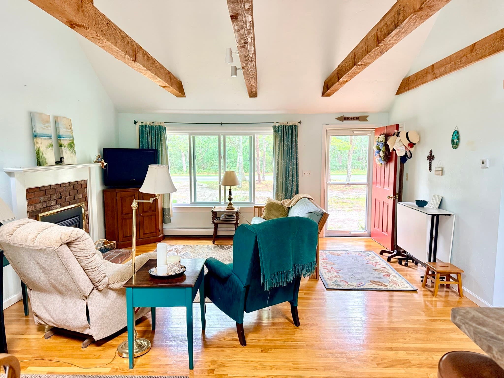 Single Family Residence at 220 North Main St, Yarmouth MA 02664, Yarmouth, photo 6 of 29