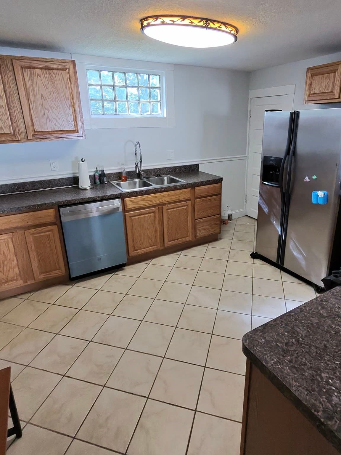 Single Family Residence at 46 Emily St, Springfield MA 01109, Springfield, photo 9 of 13