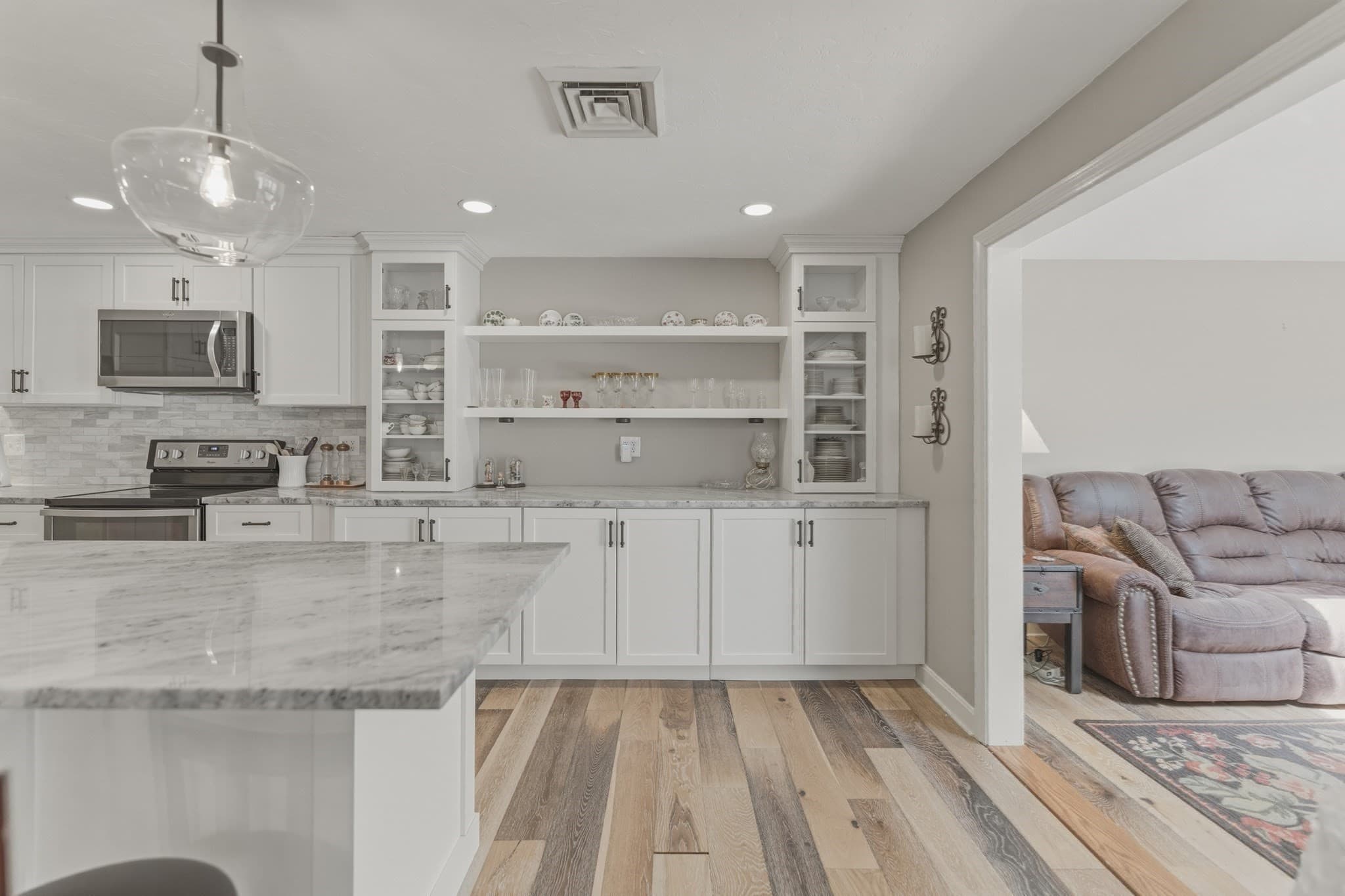 Condominium at 402 Ridgefield Cir # D, Clinton MA 01510, Clinton, photo 13 of 34