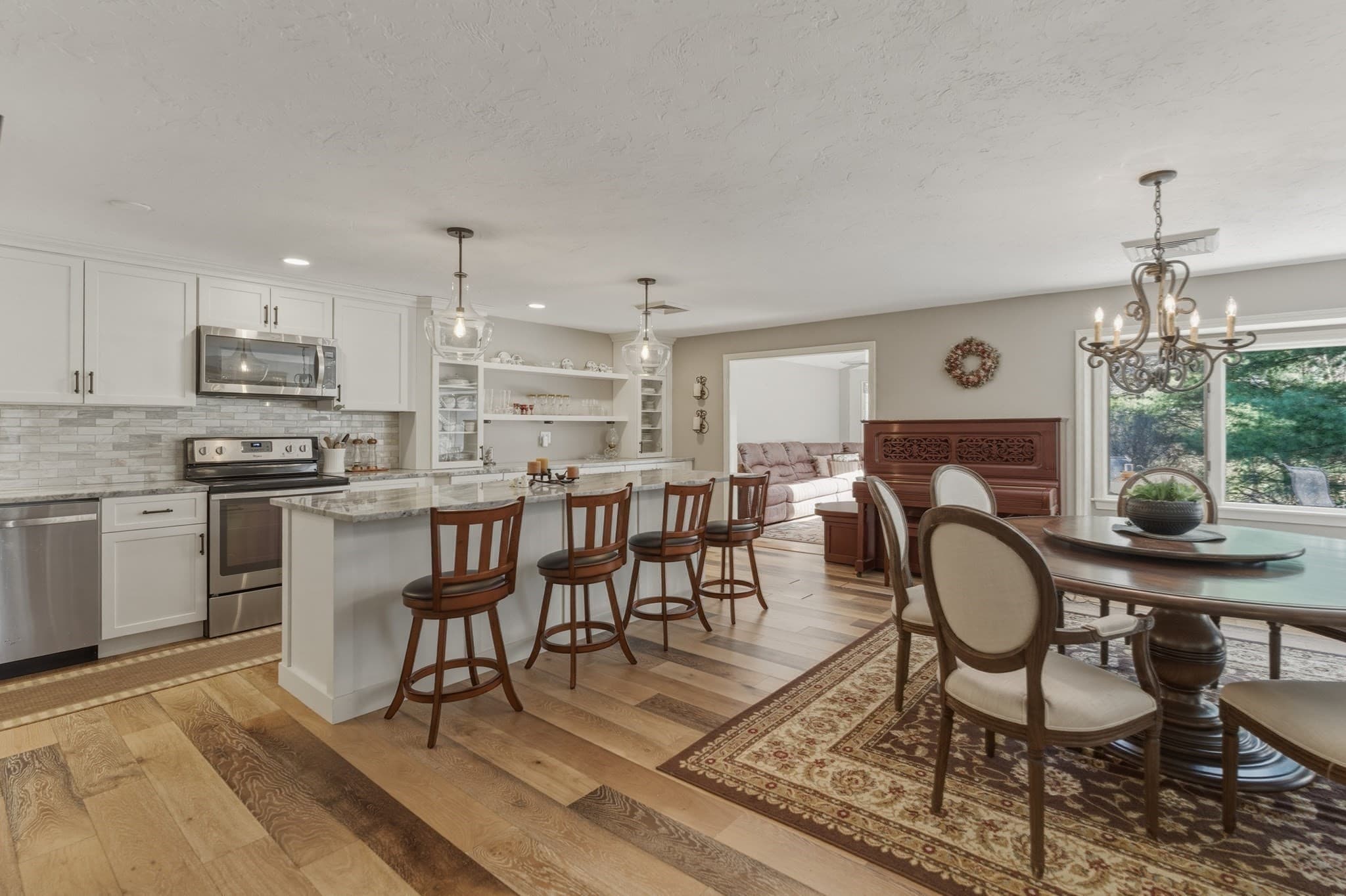 Condominium at 402 Ridgefield Cir # D, Clinton MA 01510, Clinton, photo 7 of 34