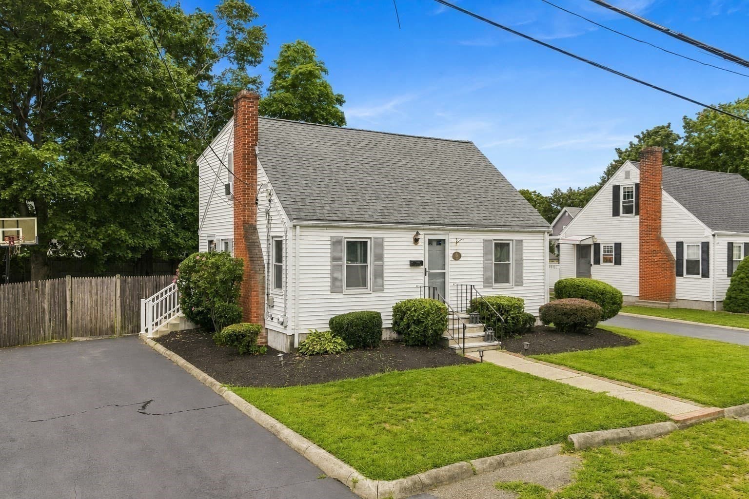 Single Family Residence at 35 Crescent Ave, Brockton MA 02302, Brockton, photo 2 of 22