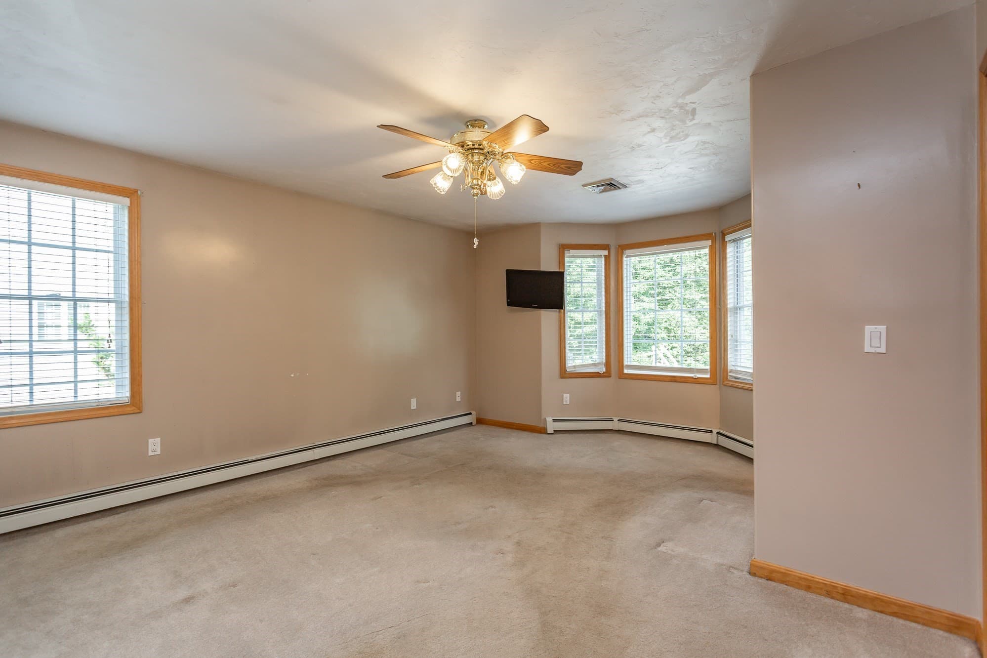 Single Family Residence at 380 Spruce St, Bridgewater MA 02324, Bridgewater, photo 17 of 36