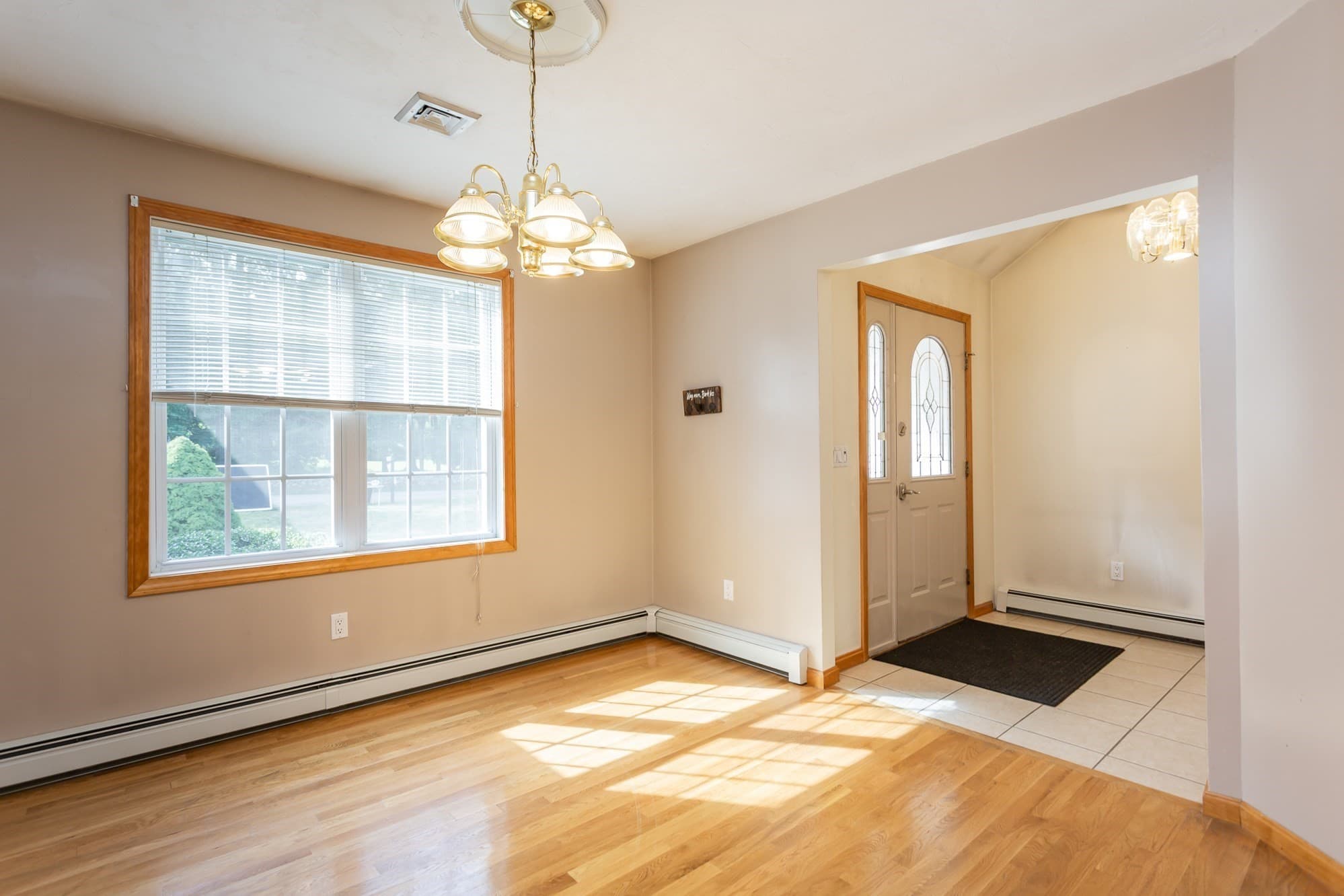 Single Family Residence at 380 Spruce St, Bridgewater MA 02324, Bridgewater, photo 3 of 36