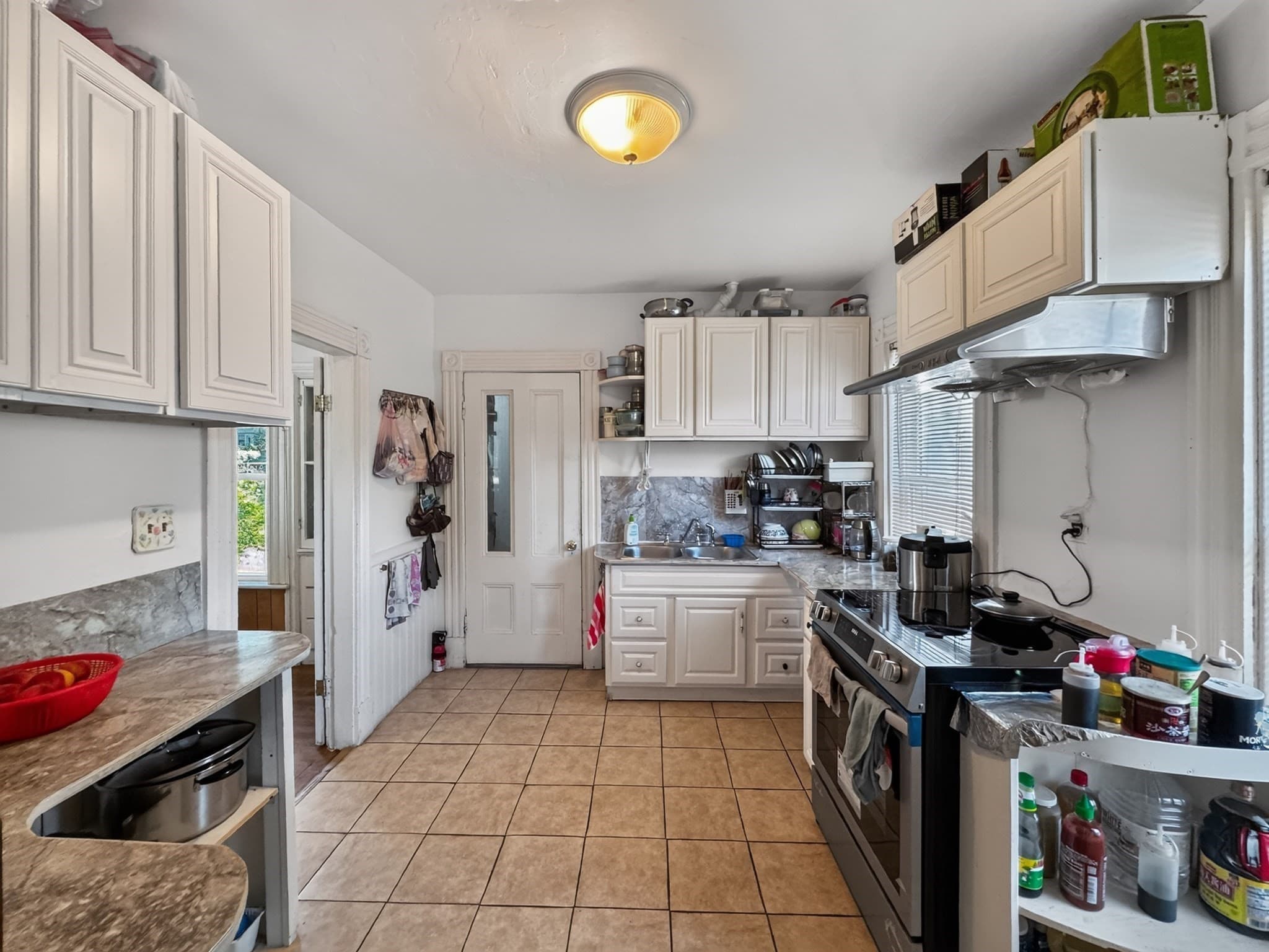 Single Family Residence at 427 Lebanon St, Malden MA 02148, Malden, photo 12 of 41