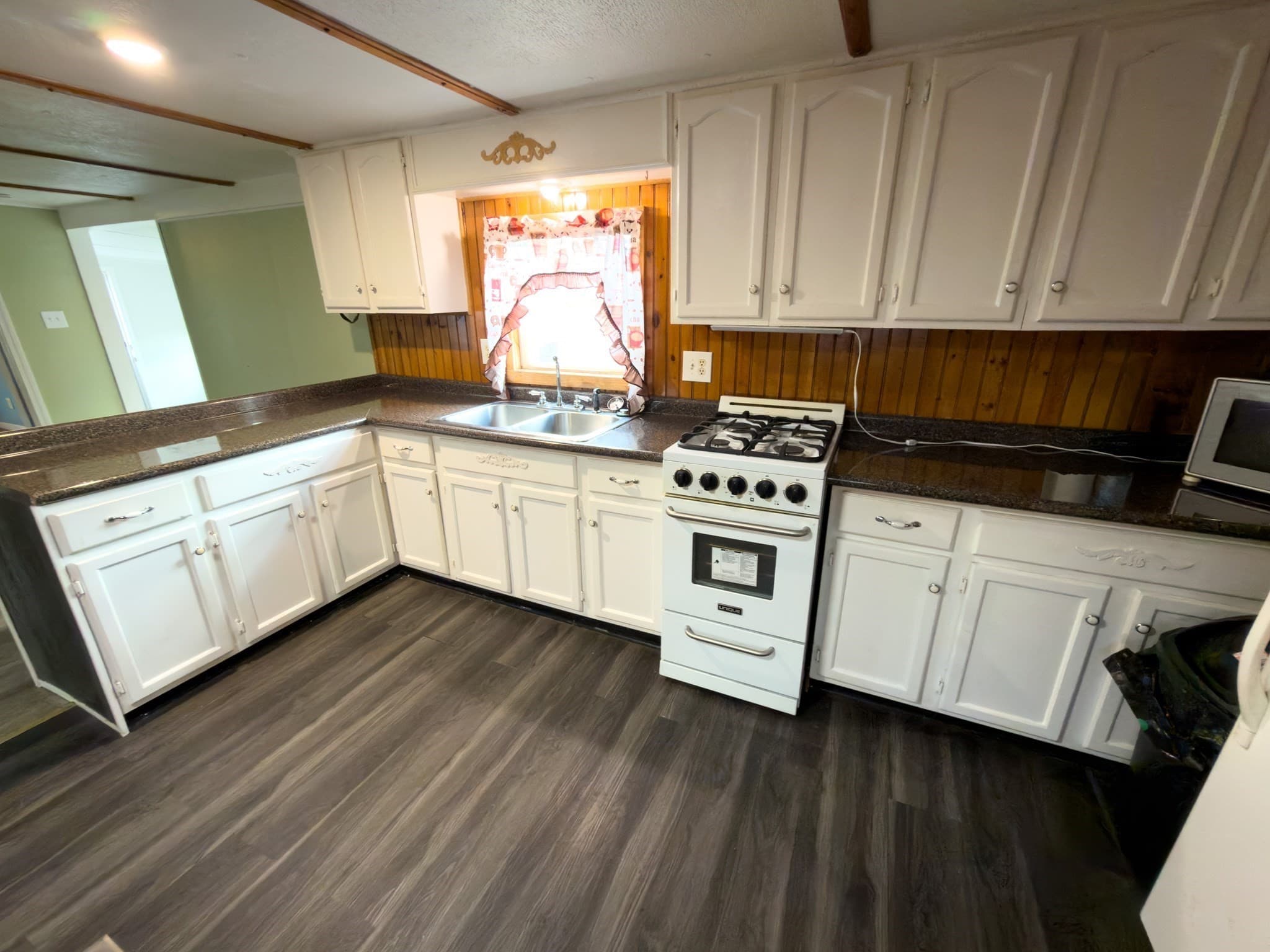 Mobile Home at 3030 Cranberry Highway # 3, Wareham MA 02538, Wareham, photo 5 of 11