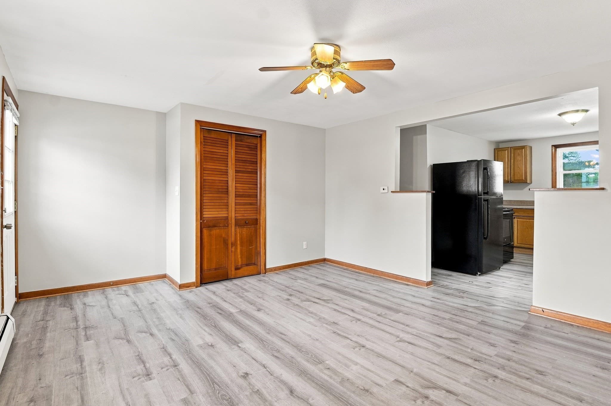 3 Family at 98 Kenberma Road, Worcester MA 01604, Worcester, photo 10 of 41