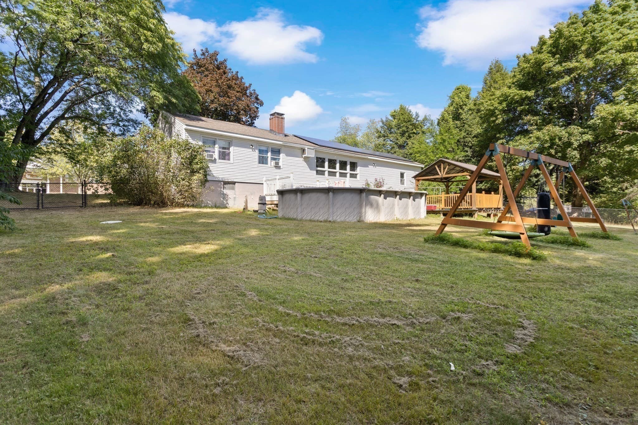 Single Family Residence at 129 Pleasant Valley St, Methuen MA 01844, Methuen, photo 35 of 38