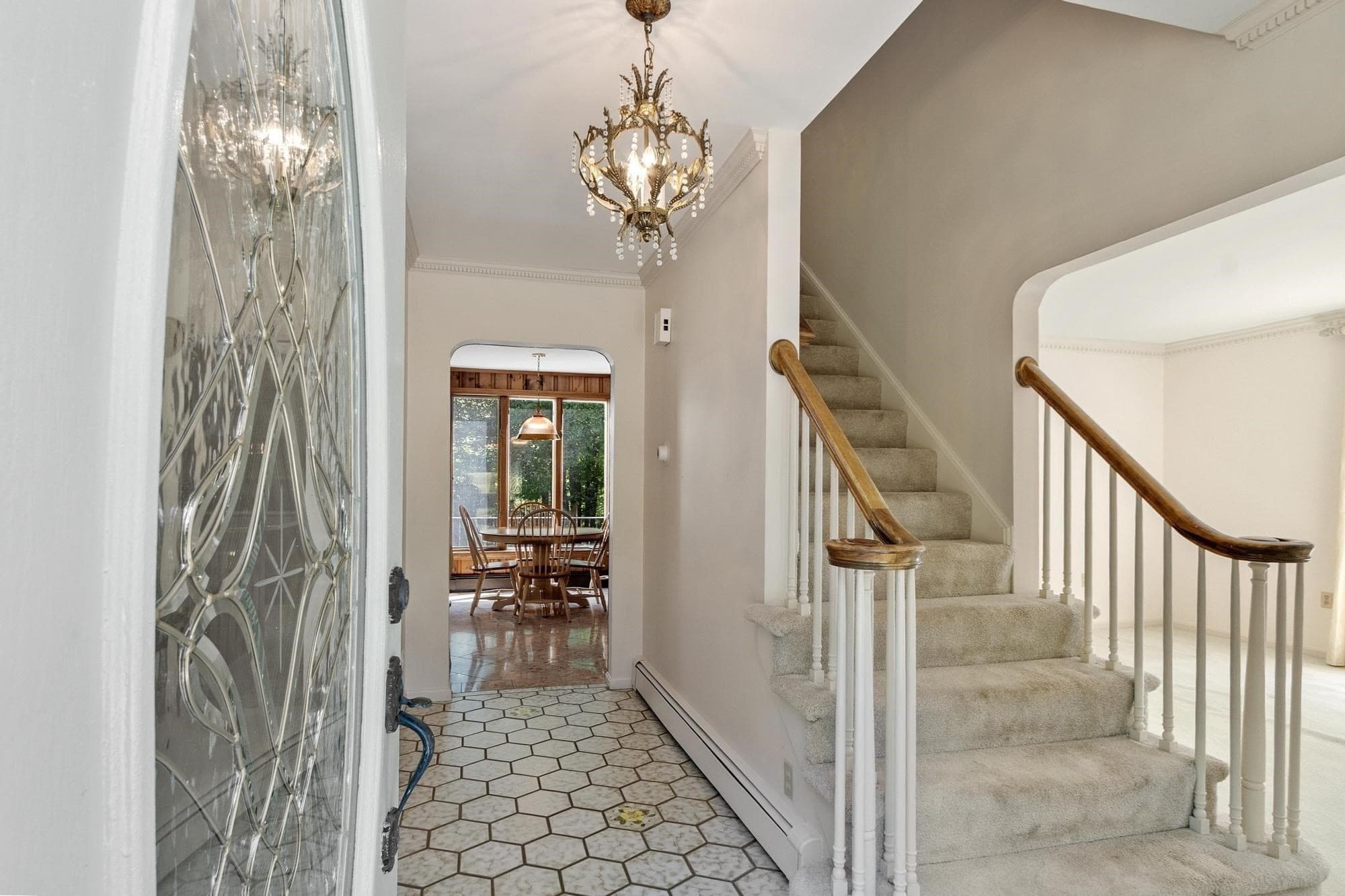 Single Family Residence at 10 Zeus Drive, Chelmsford MA 01824, Chelmsford, photo 6 of 40