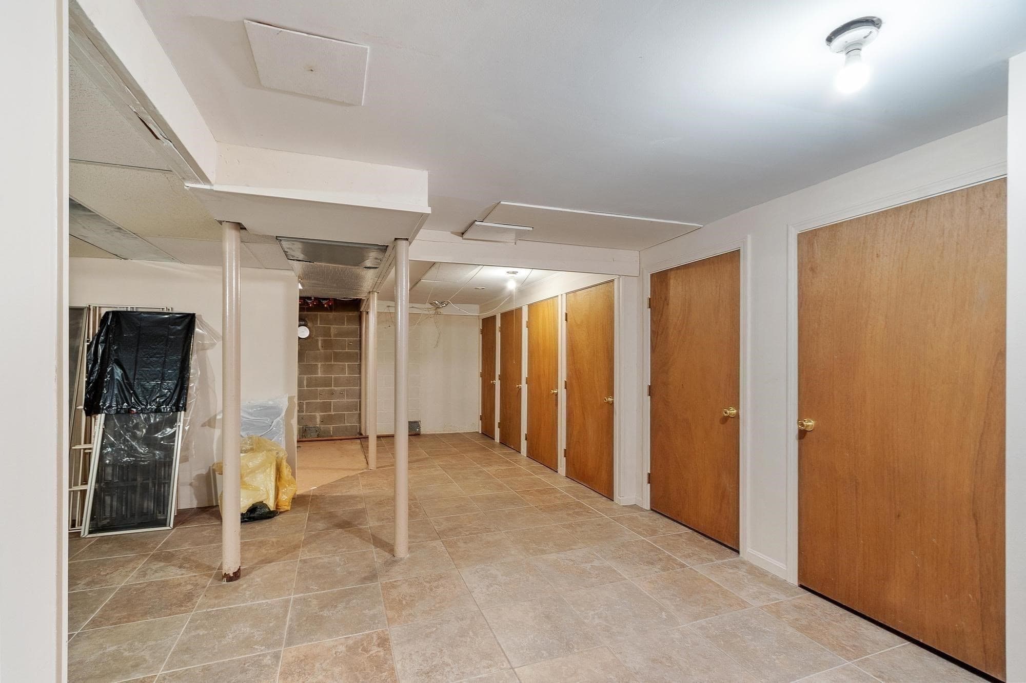 Single Family Residence at 10 Zeus Drive, Chelmsford MA 01824, Chelmsford, photo 28 of 40