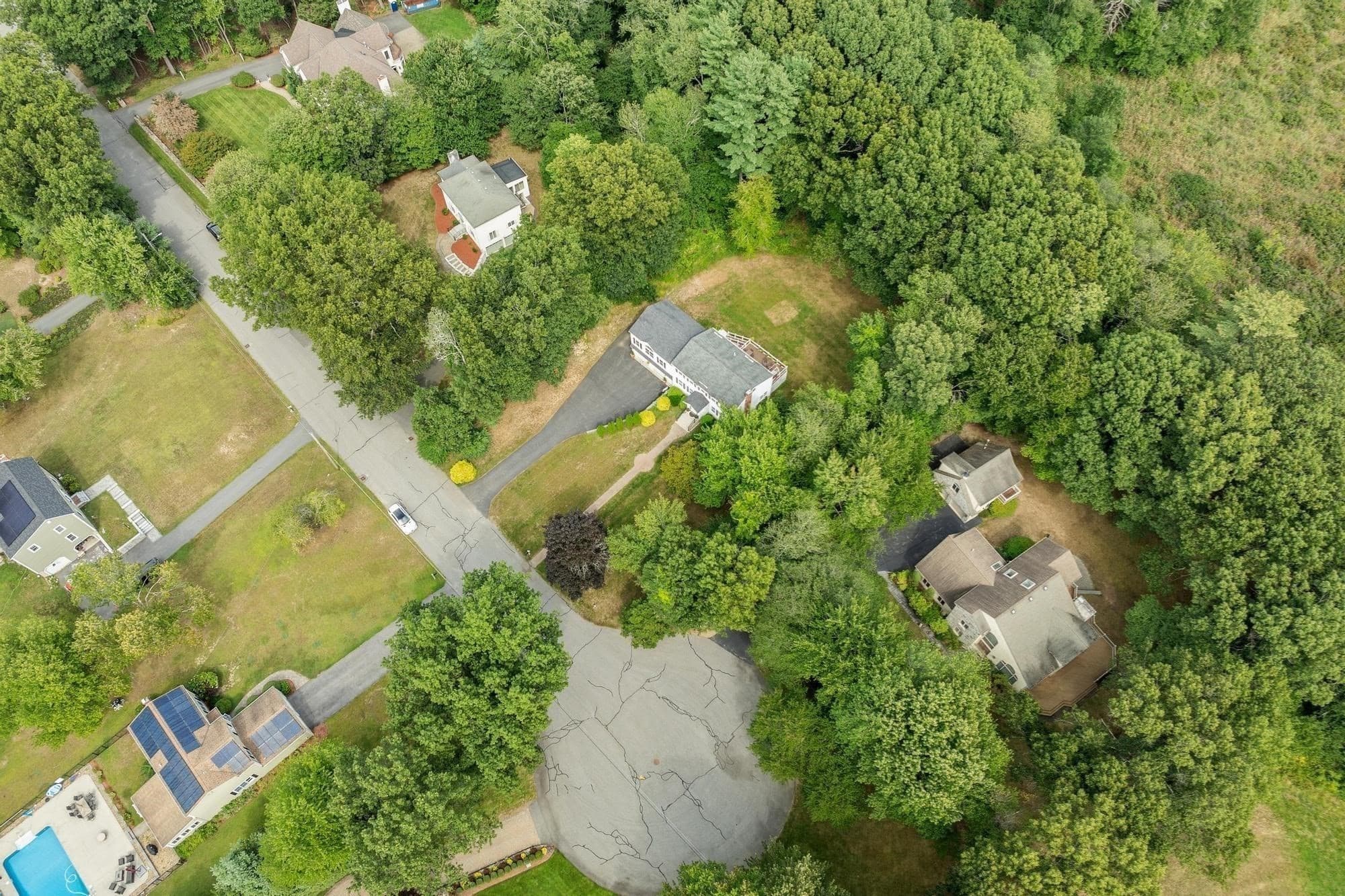 Single Family Residence at 10 Zeus Drive, Chelmsford MA 01824, Chelmsford, photo 33 of 40
