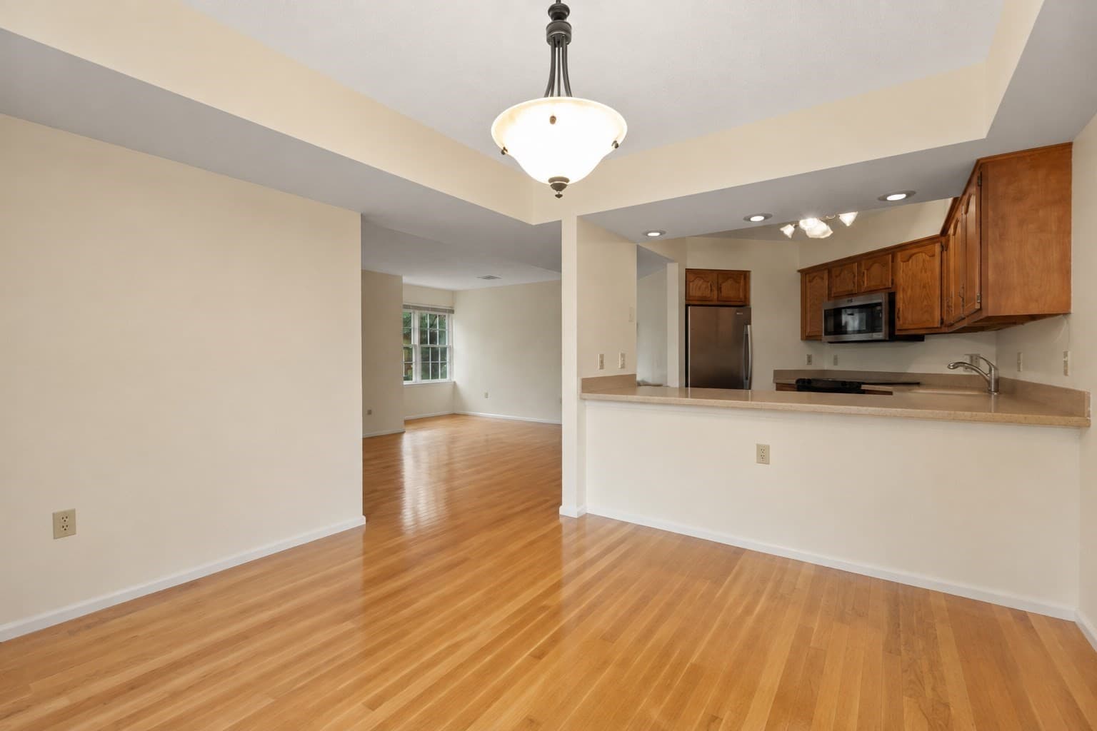 Condominium at 81 Clear Pond Drive # 81, Walpole MA 02081, Walpole, photo 13 of 41