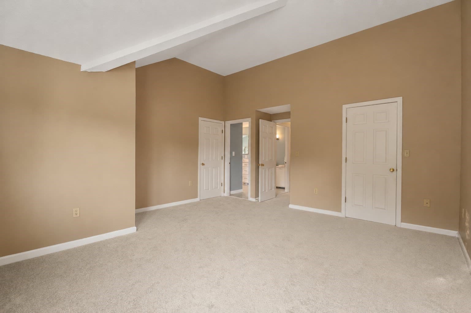 Condominium at 81 Clear Pond Drive # 81, Walpole MA 02081, Walpole, photo 20 of 41