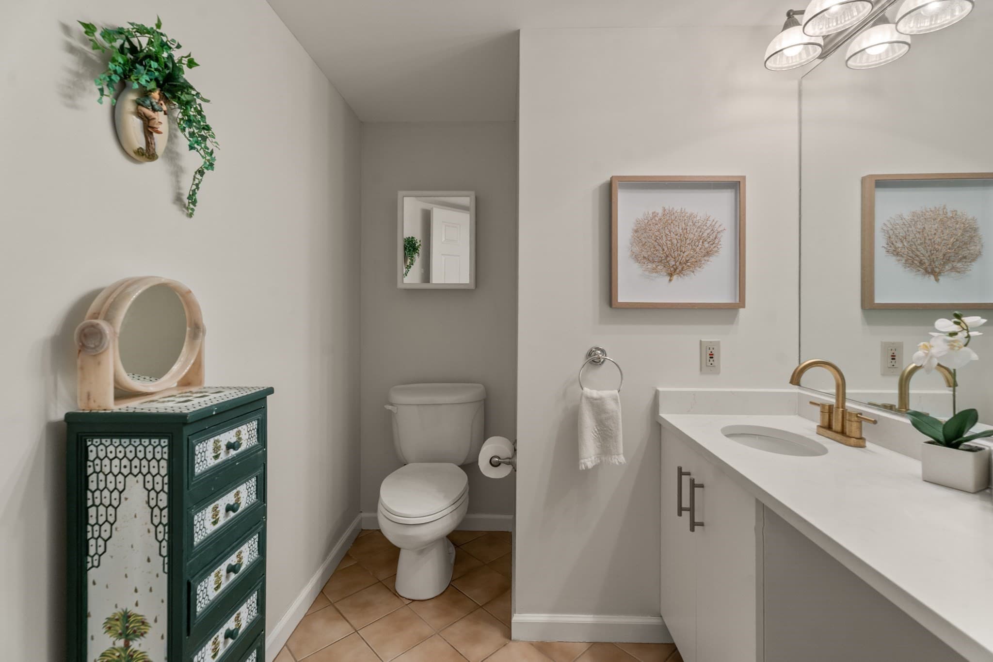 Condominium at 81 Clear Pond Drive # 81, Walpole MA 02081, Walpole, photo 15 of 41