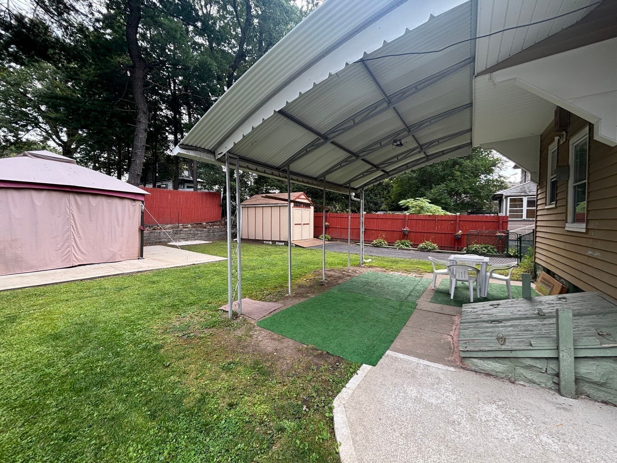 Single Family Residence at 47 Preston St, Springfield MA 01109, Springfield, photo 3 of 20