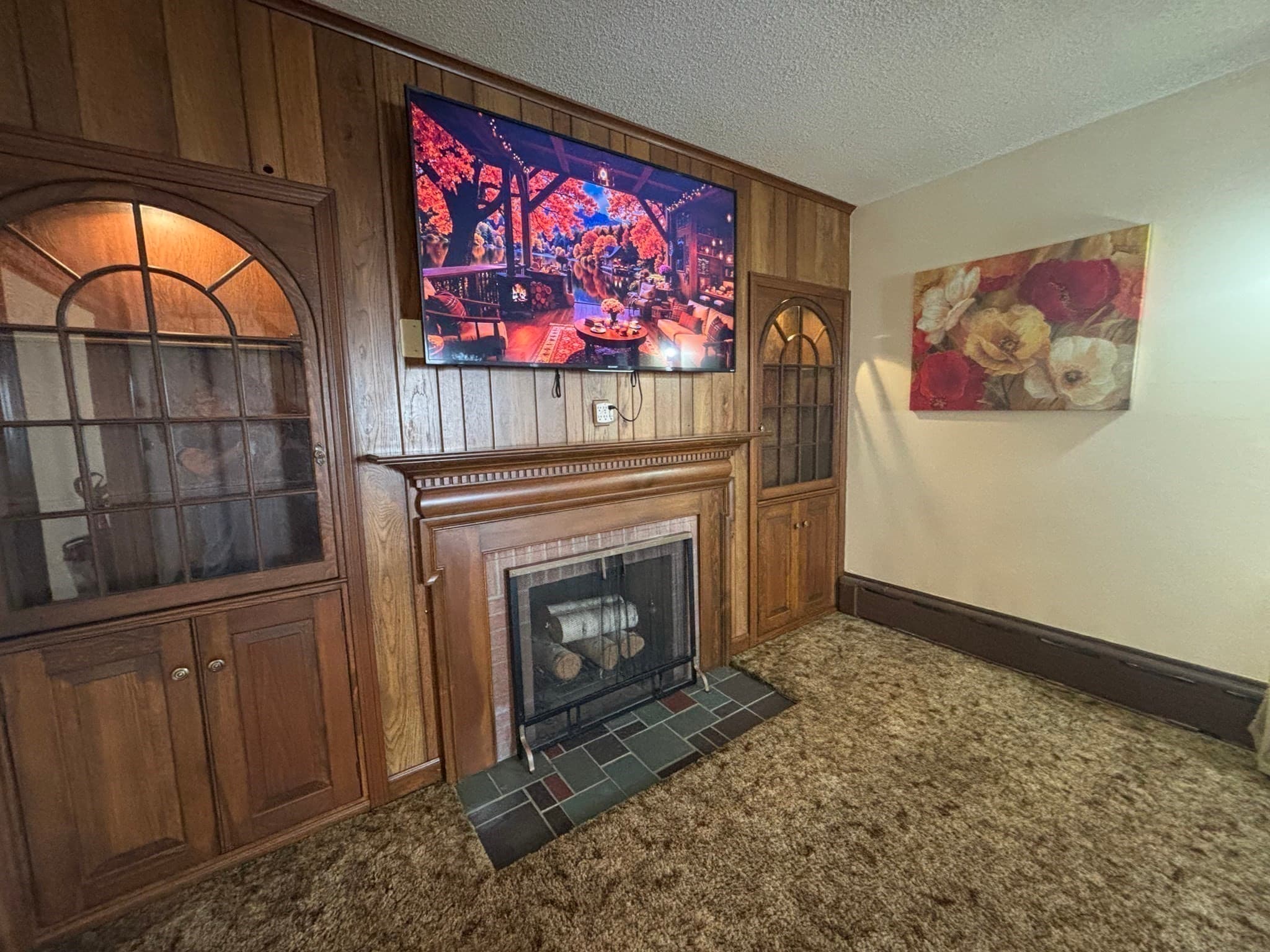 Single Family Residence at 47 Preston St, Springfield MA 01109, Springfield, photo 9 of 20