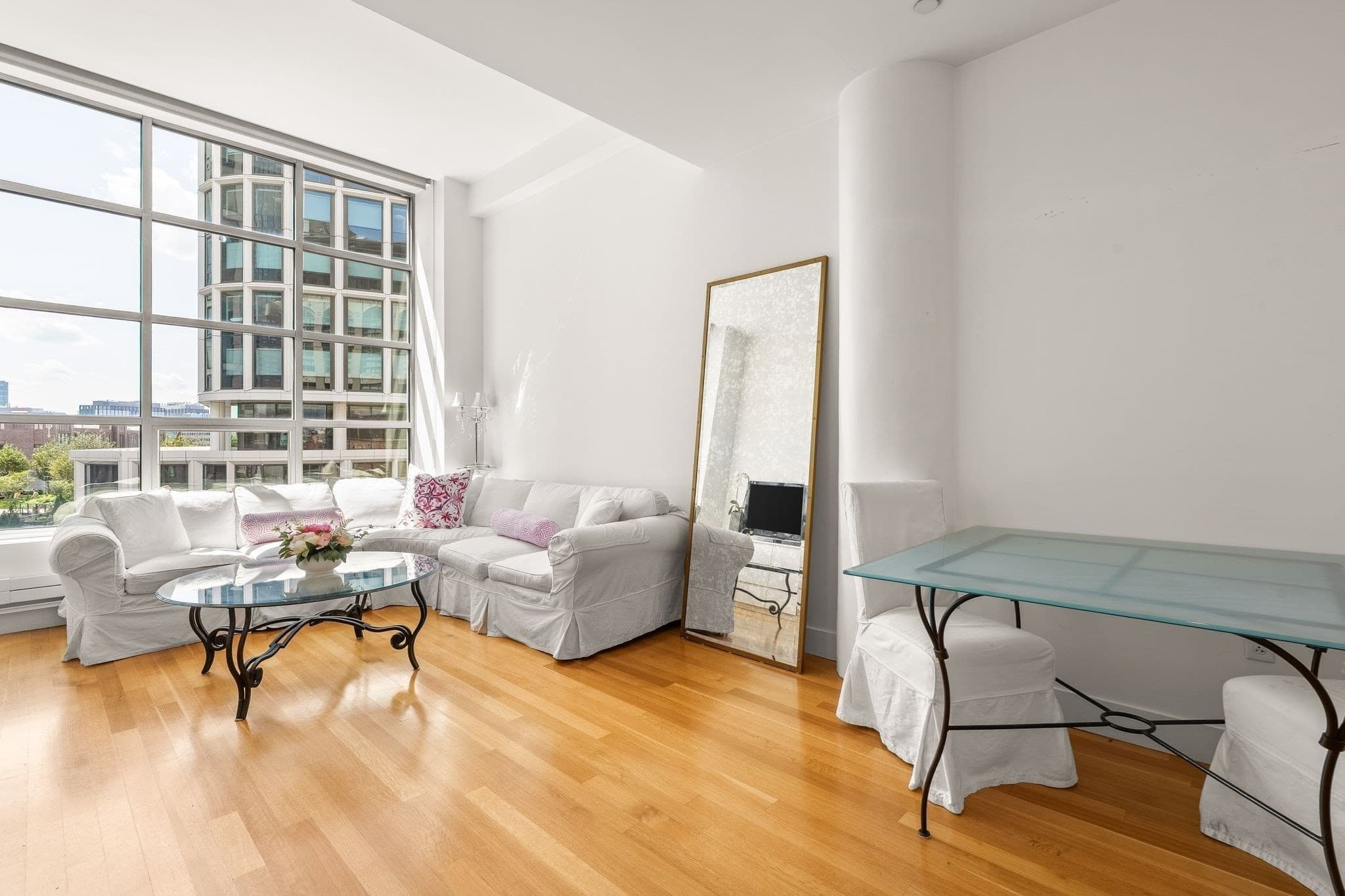 Condominium at 360 Newbury St # 402, Boston MA 02115, photo 7 of 32