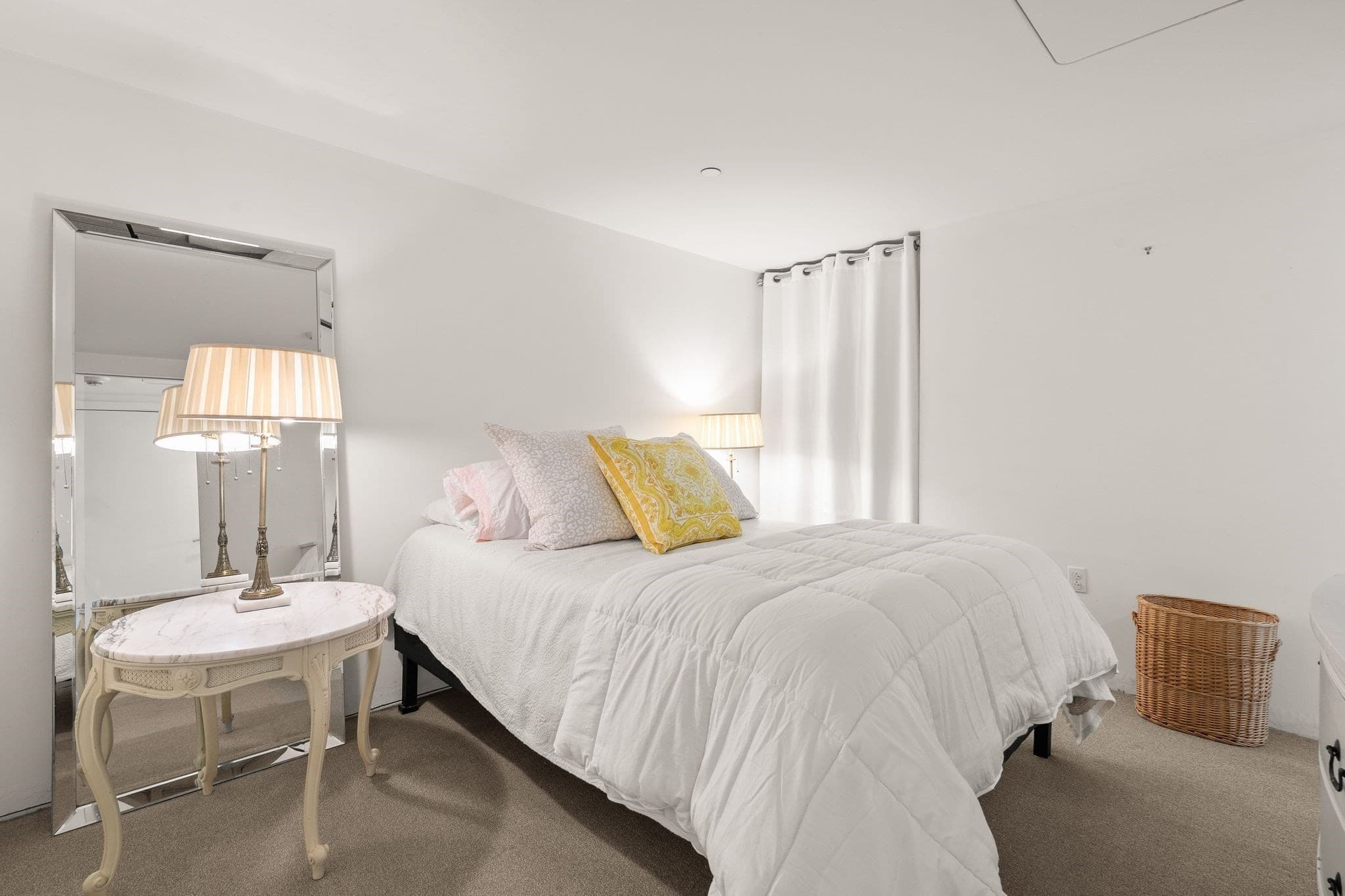 Condominium at 360 Newbury St # 402, Boston MA 02115, photo 15 of 32