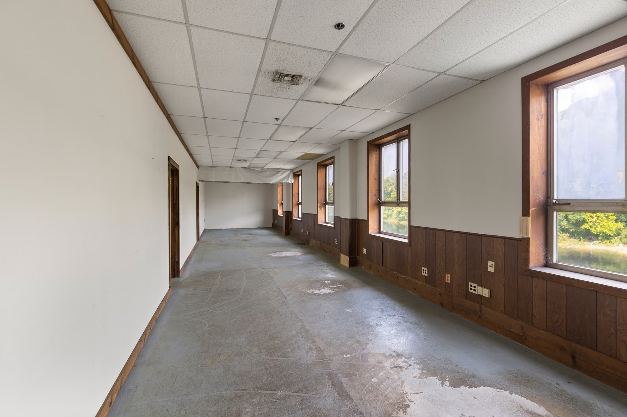 Commercial Sale at 35 Lower Grape St, Chicopee MA 01013, photo 26 of 39