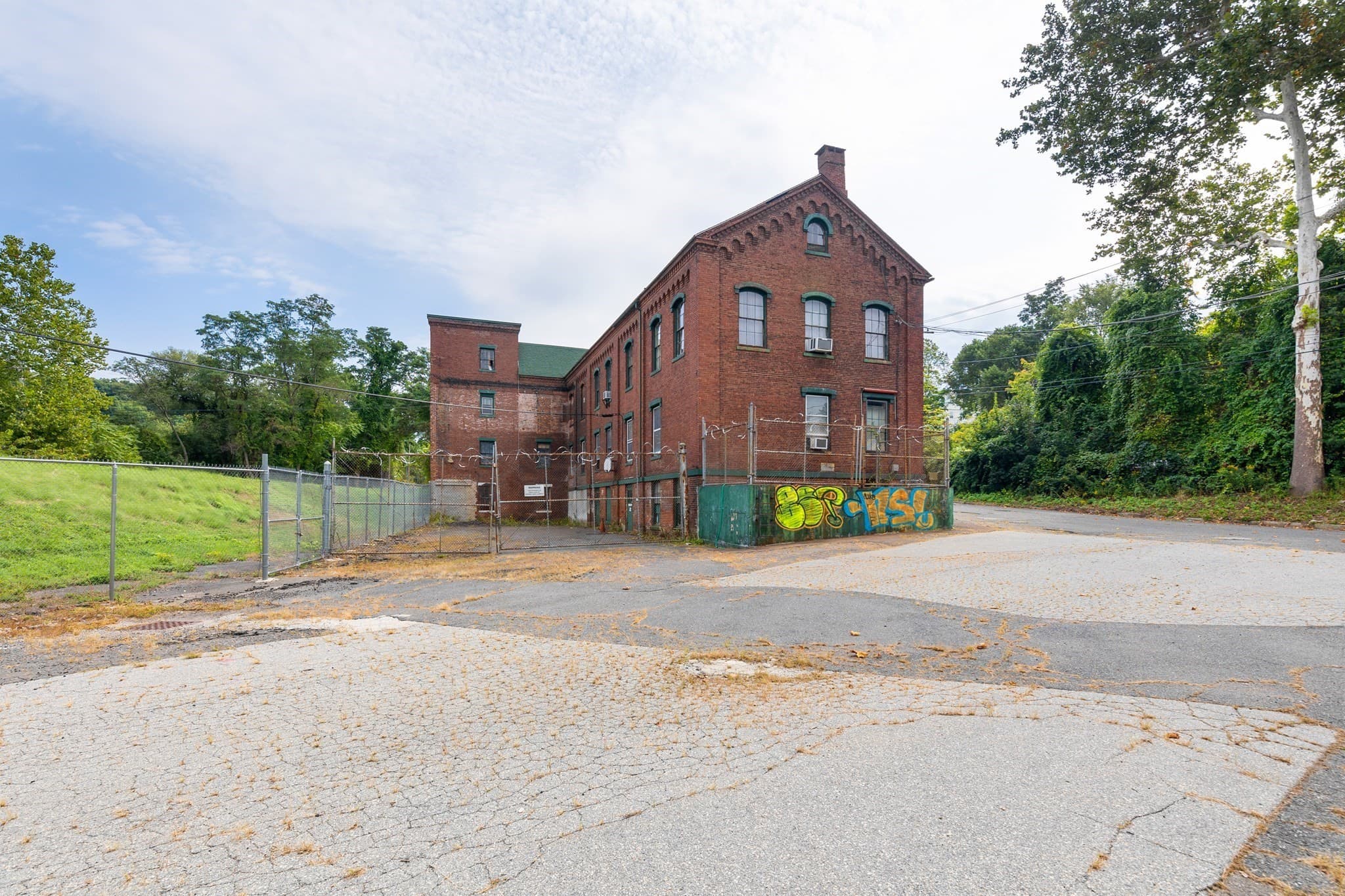 Commercial Sale at 35 Lower Grape St, Chicopee MA 01013, photo 5 of 39