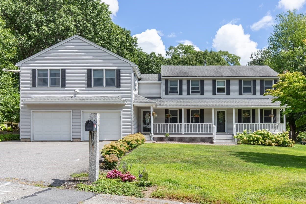 Single Family Residence at 21 Partridge Road, Dracut MA 01826, Dracut, photo 2 of 40