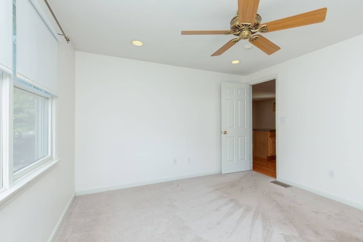 Single Family Residence at 21 Partridge Road, Dracut MA 01826, Dracut, photo 33 of 40
