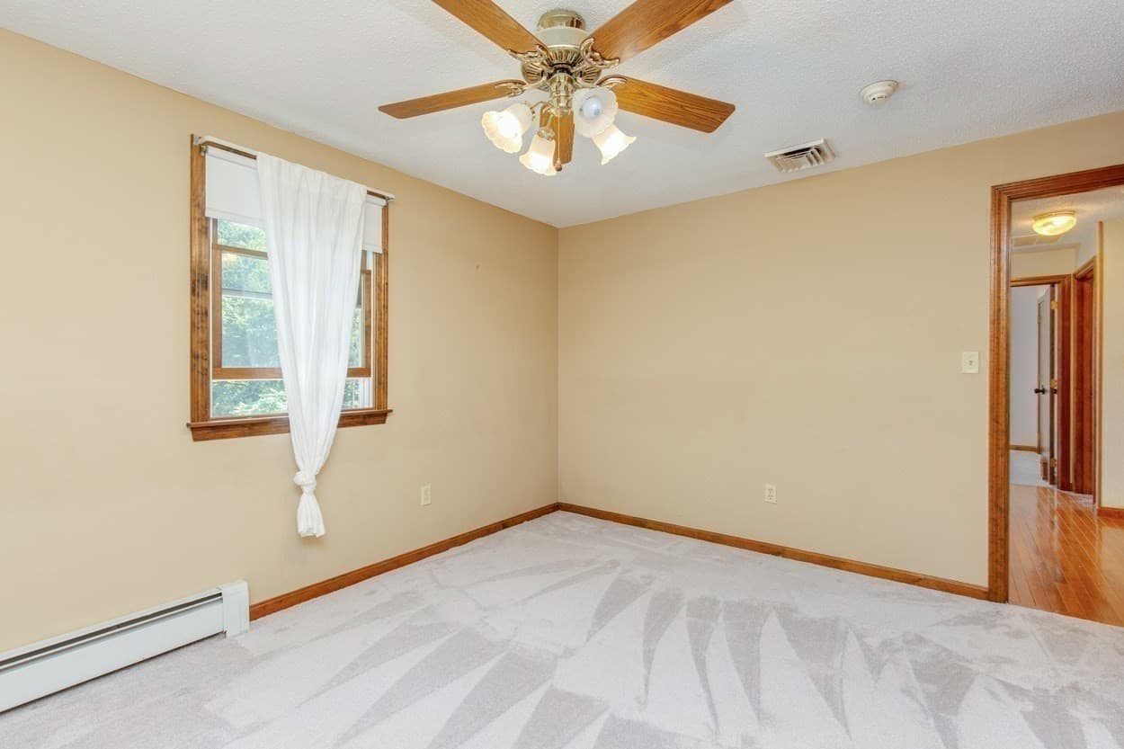 Single Family Residence at 21 Partridge Road, Dracut MA 01826, Dracut, photo 21 of 40