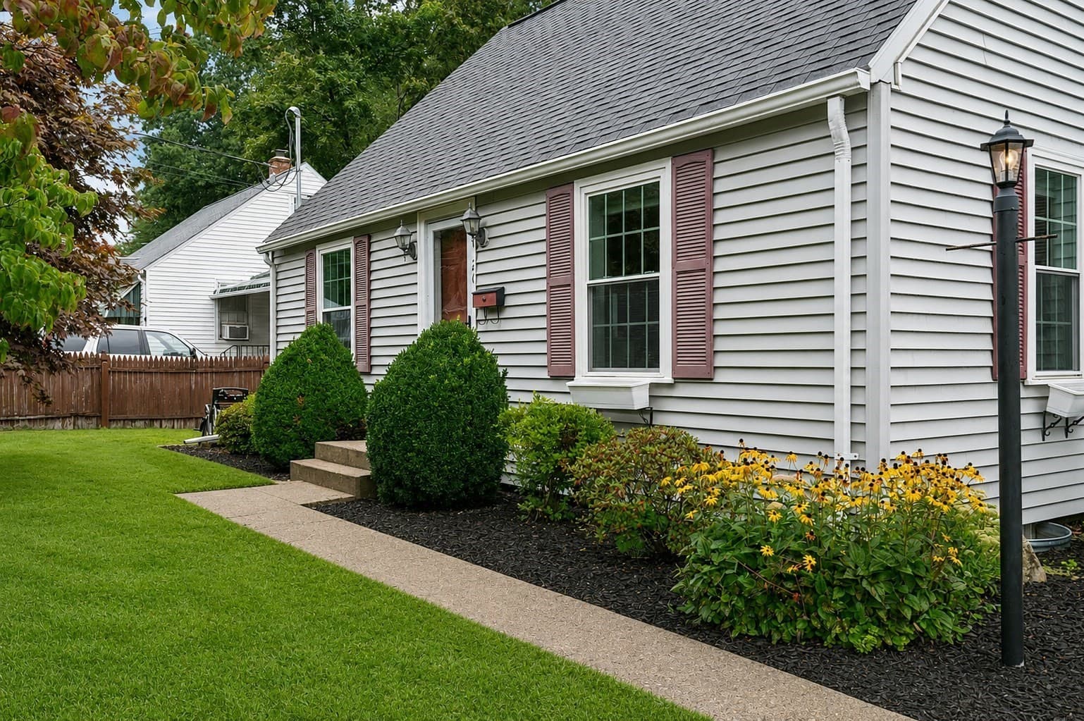 Single Family Residence at 26 Millbury Ave, Millbury MA 01527, Millbury, photo 2 of 38