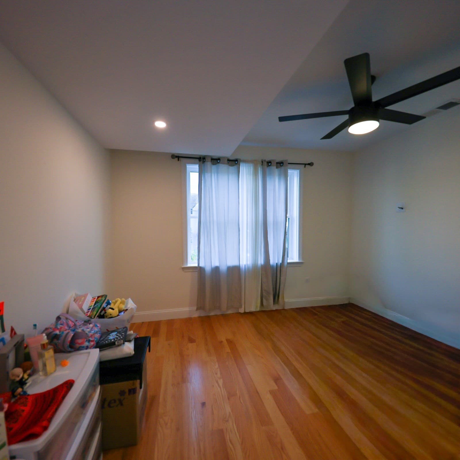 Single Family Residence at 173 Westford St, Lowell MA 01851, Lowell, photo 27 of 40