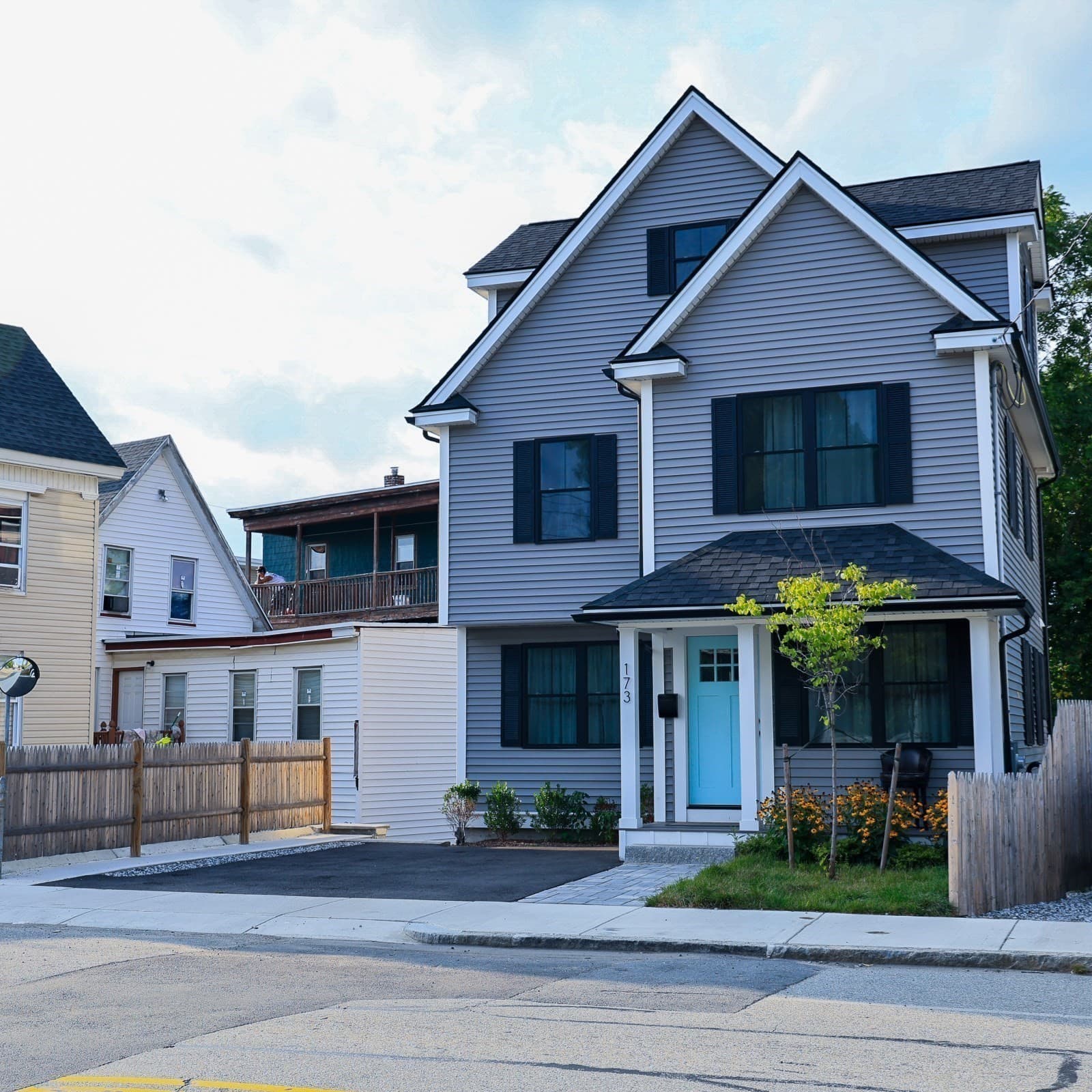 Single Family Residence at 173 Westford St, Lowell MA 01851, Lowell, photo 3 of 40