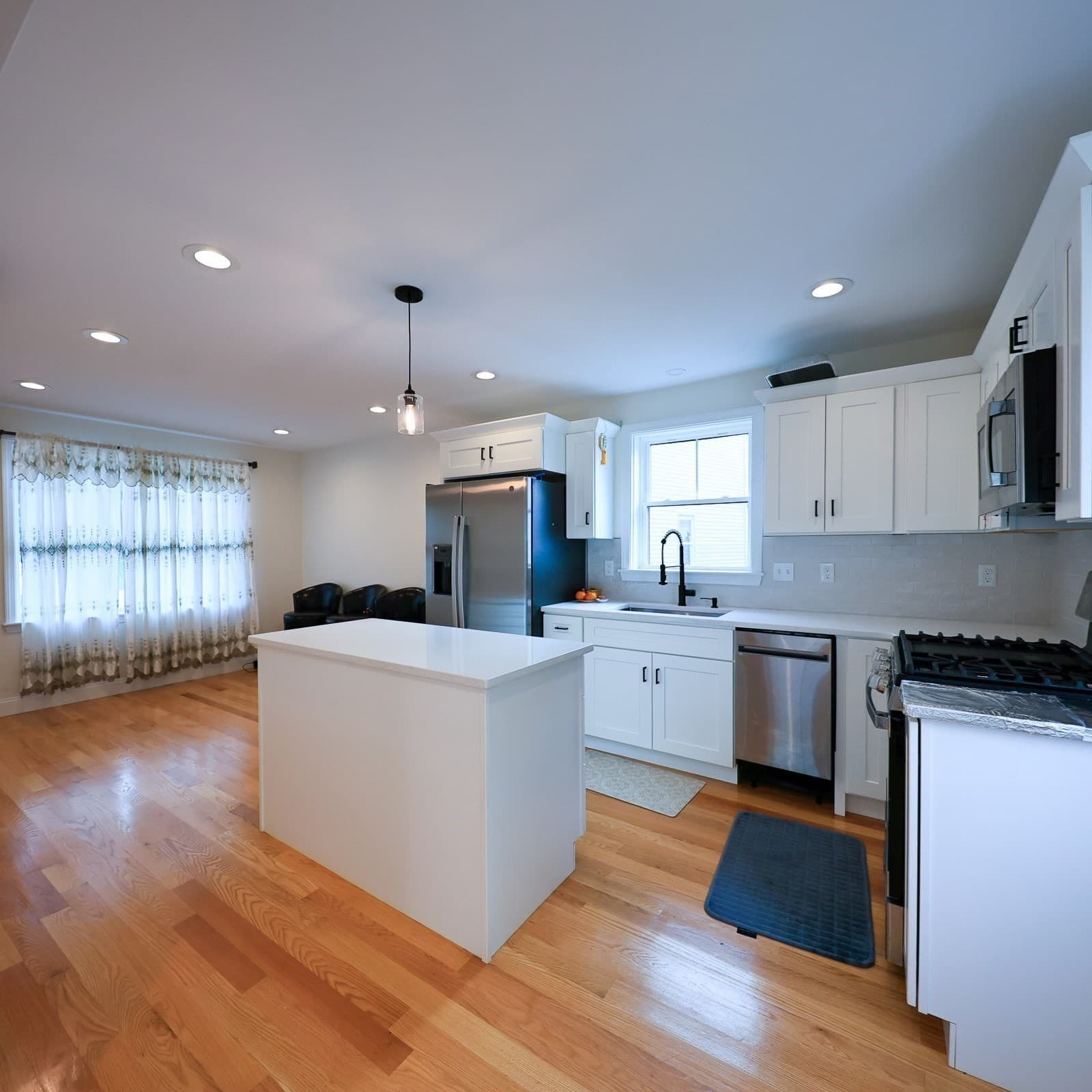 Single Family Residence at 173 Westford St, Lowell MA 01851, Lowell, photo 11 of 40