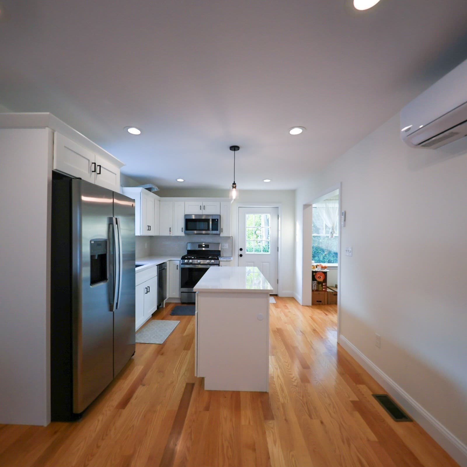Single Family Residence at 173 Westford St, Lowell MA 01851, Lowell, photo 8 of 40