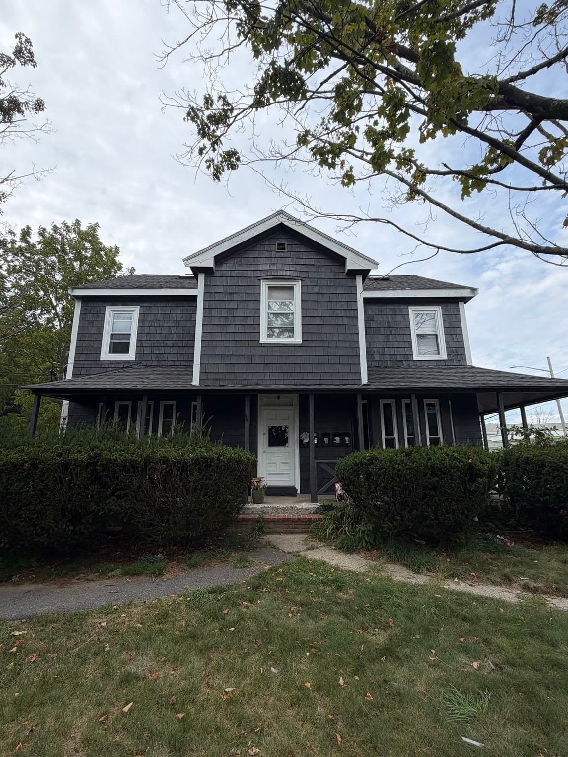 4 Family at 847 Pearl St, Brockton MA 02301, Brockton, photo 3 of 42