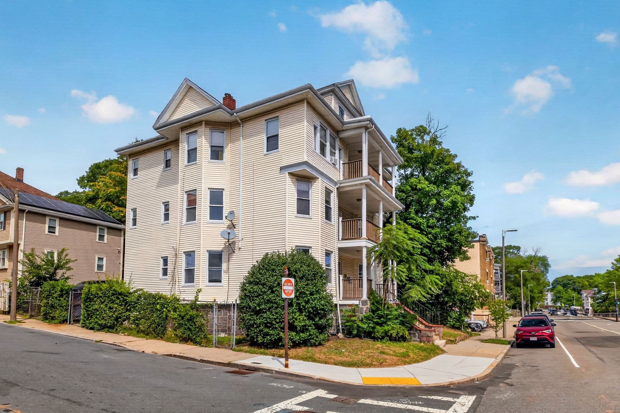 3 Family at 569 Norfolk St, Boston MA 02126, photo 19 of 24
