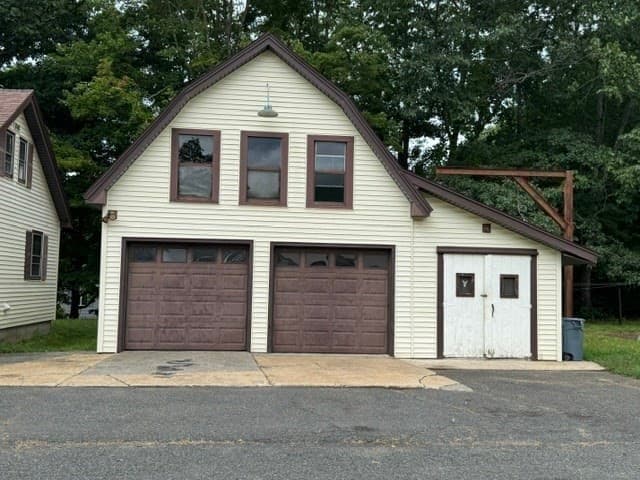 Single Family Residence at 72 W Orange Rd, Orange MA 01364, Orange, photo 5 of 35