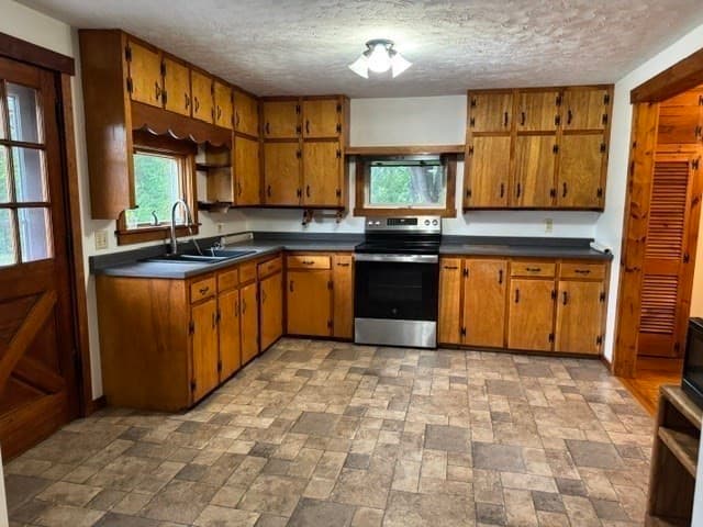 Single Family Residence at 72 W Orange Rd, Orange MA 01364, Orange, photo 25 of 35