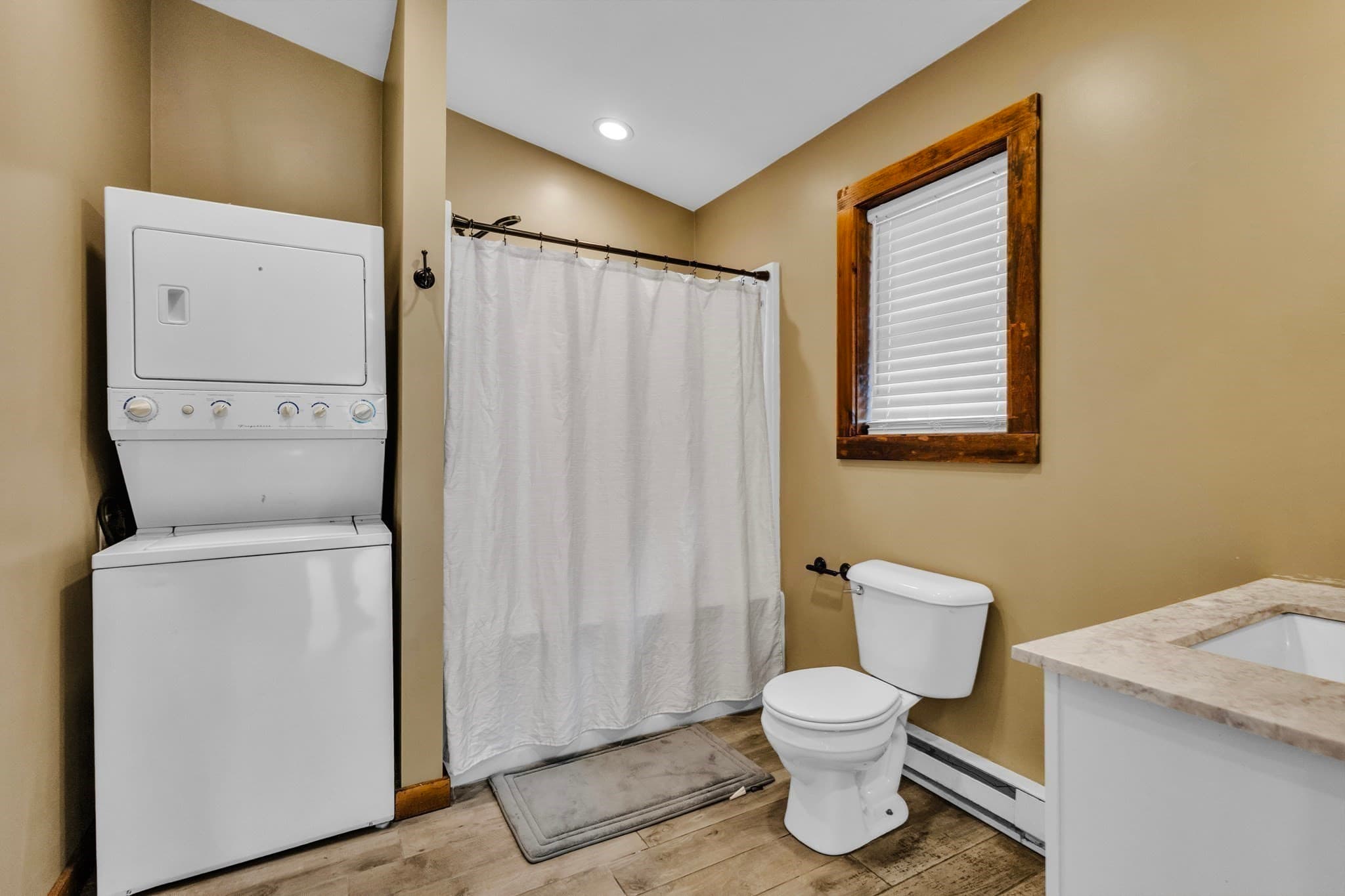 Single Family Residence at 6 Pitcairn Ave, Leicester MA 01524, Leicester, photo 12 of 35
