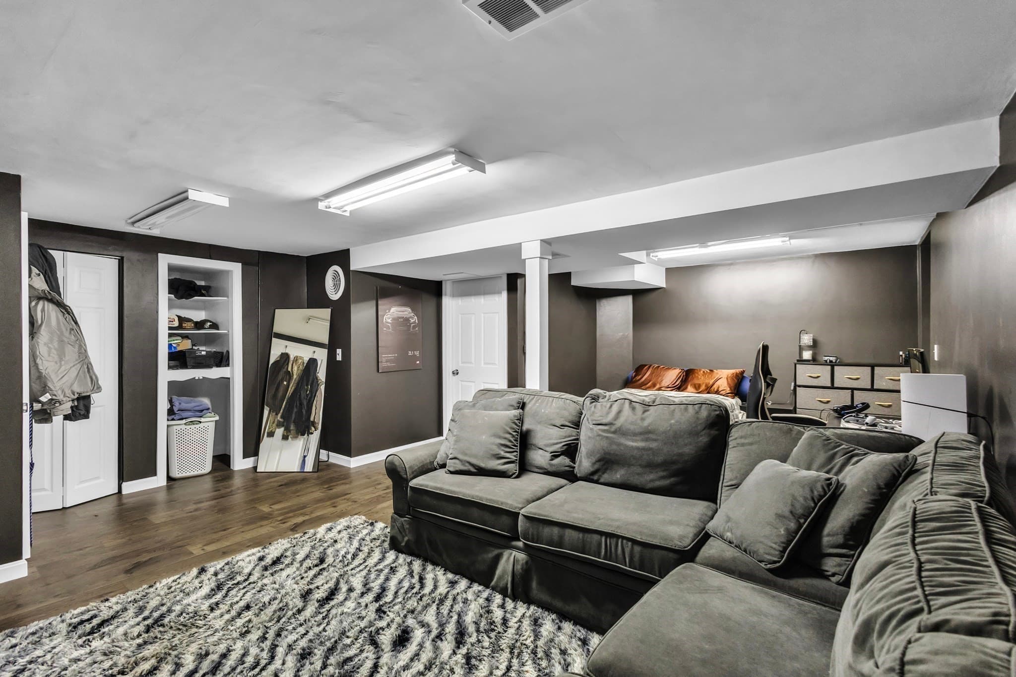 Single Family Residence at 6 Pitcairn Ave, Leicester MA 01524, Leicester, photo 20 of 35
