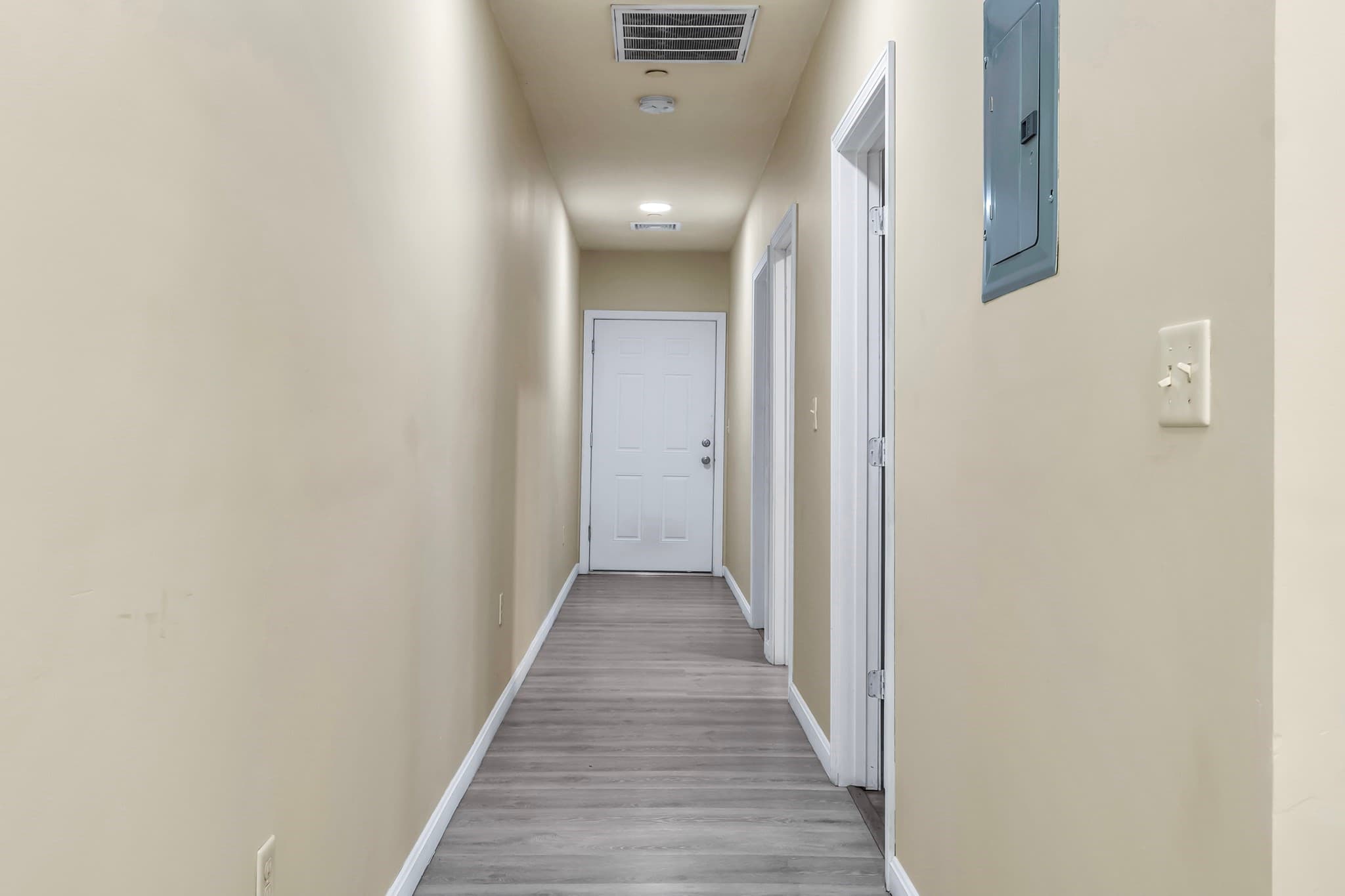 Condominium at 202 Broadway # 3, Lawrence MA 01840, Lawrence, photo 6 of 15