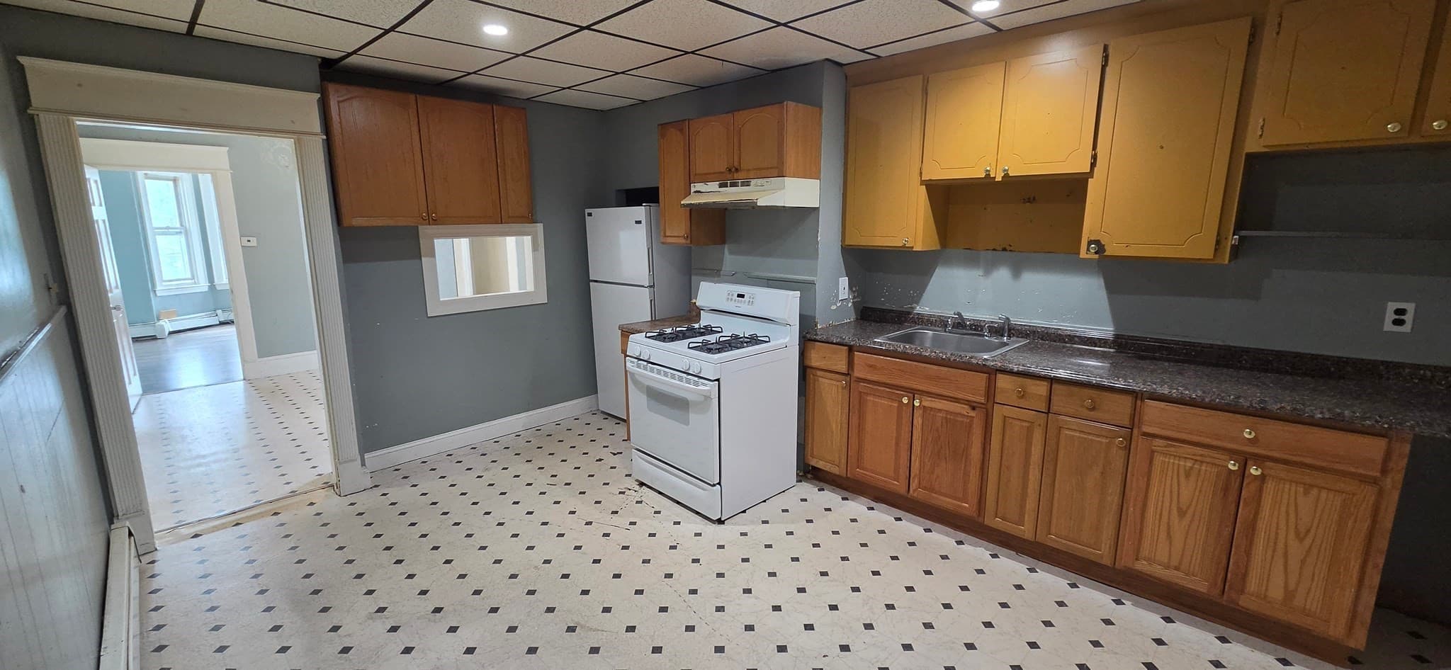 3 Family at 190 Bennington, Boston MA 02128, photo 2 of 27