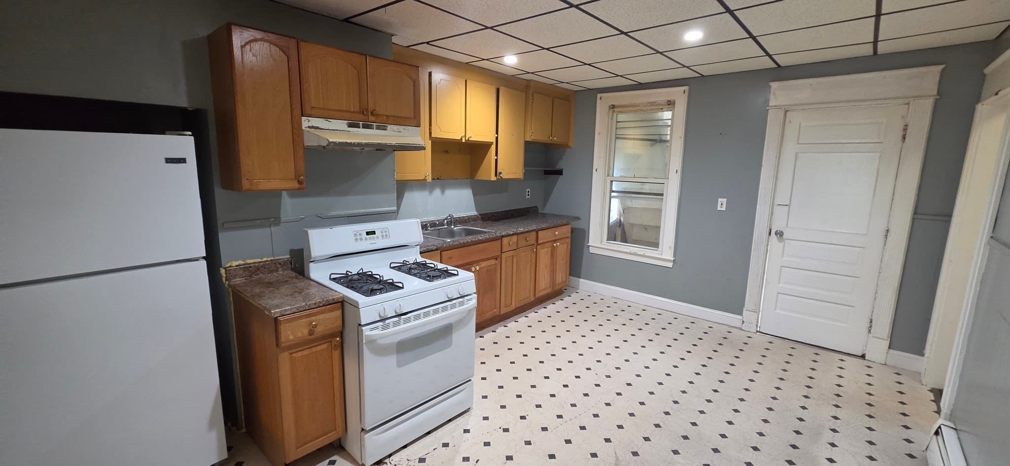 3 Family at 190 Bennington, Boston MA 02128, photo 3 of 27