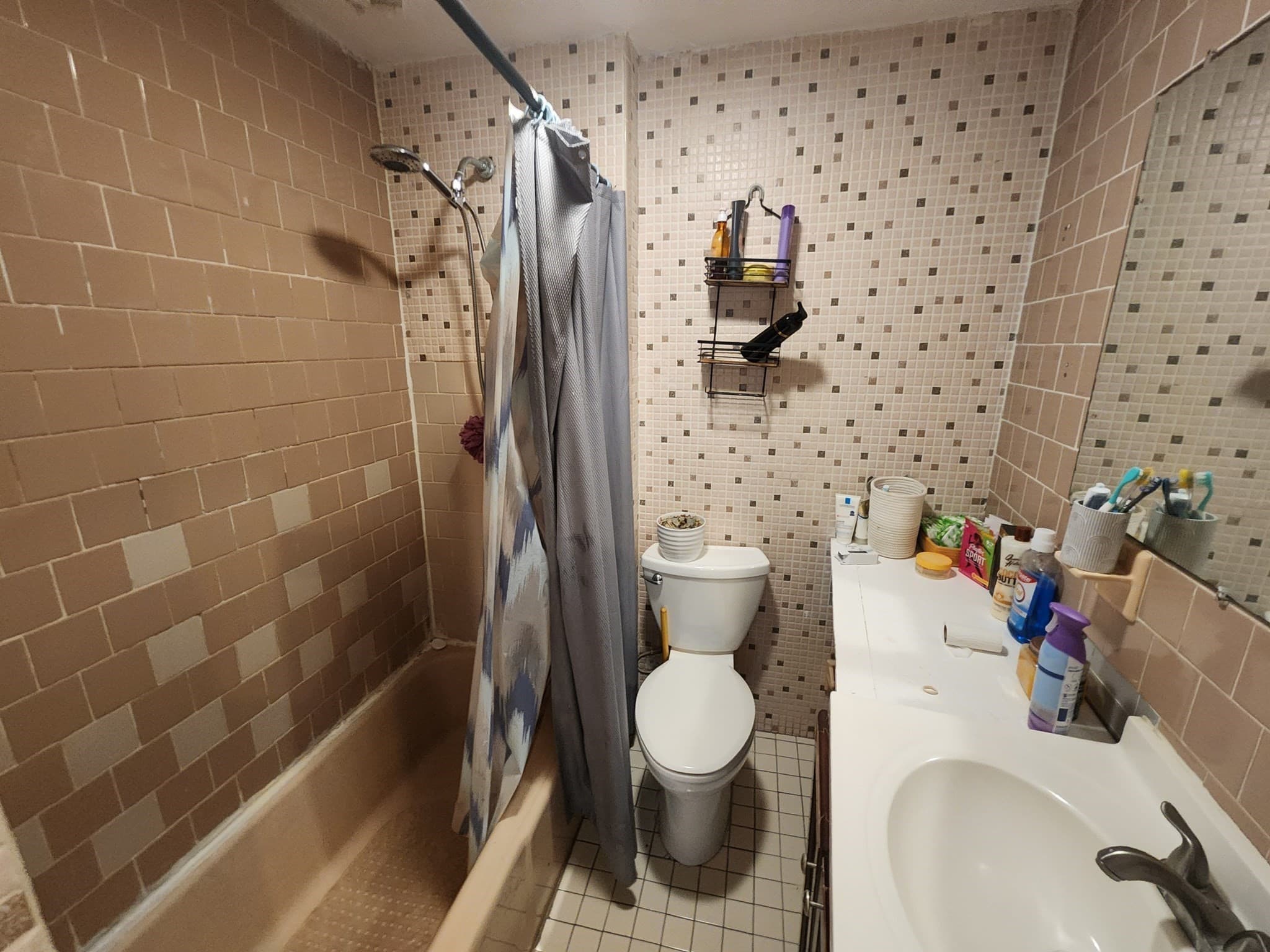 3 Family at 190 Bennington, Boston MA 02128, photo 20 of 27
