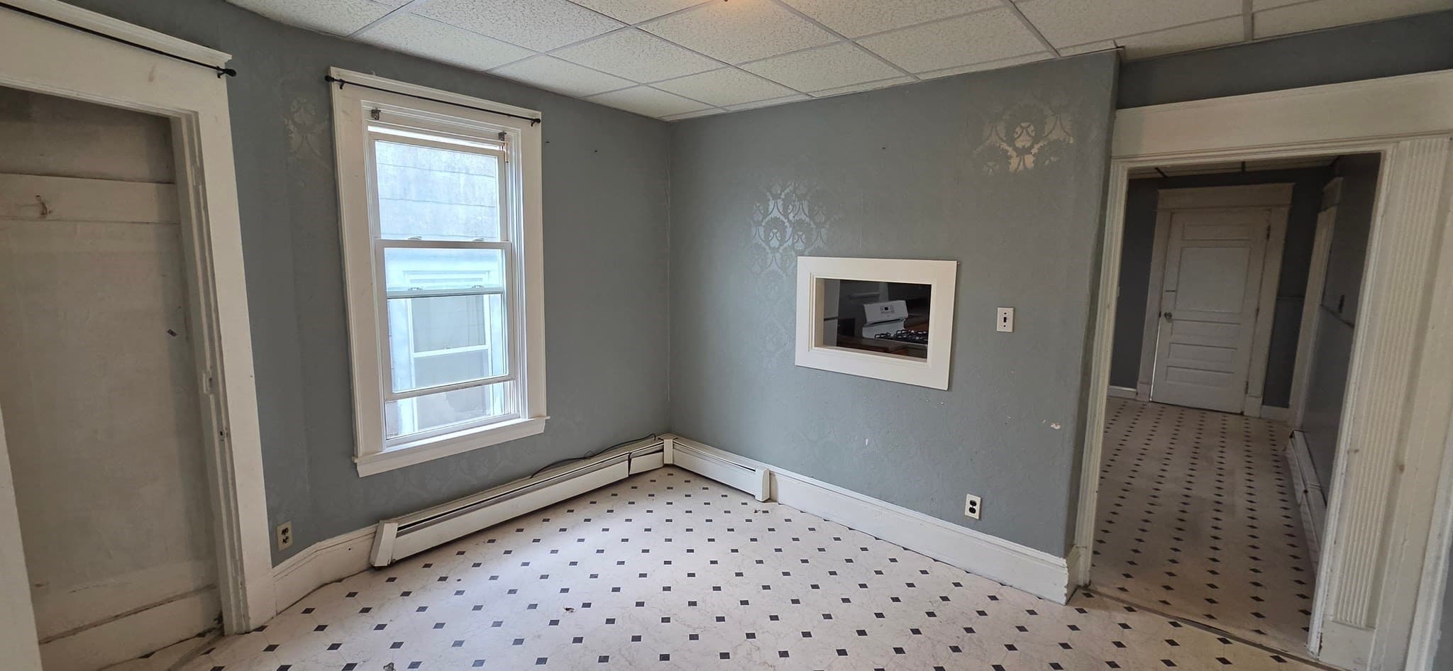 3 Family at 190 Bennington, Boston MA 02128, photo 4 of 27