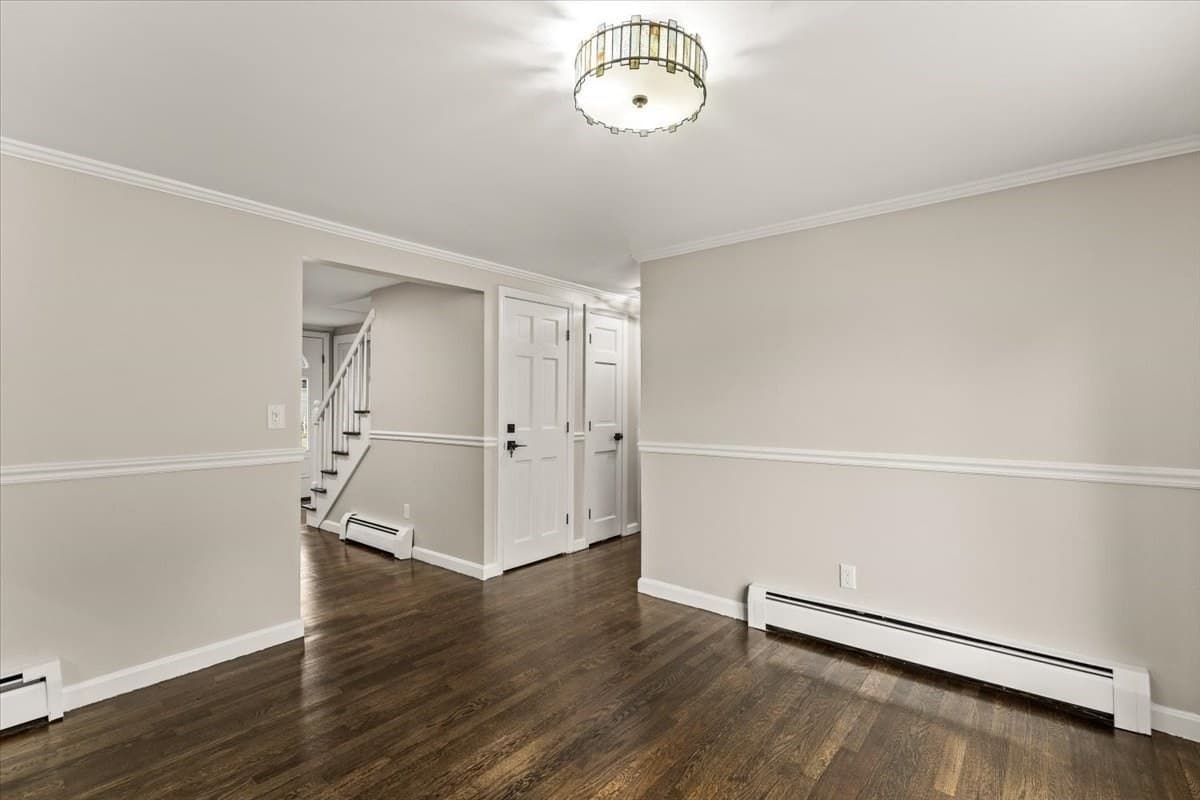 Single Family Residence at 3 Thoreau Dr, Barnstable MA 02632, Barnstable, photo 13 of 33